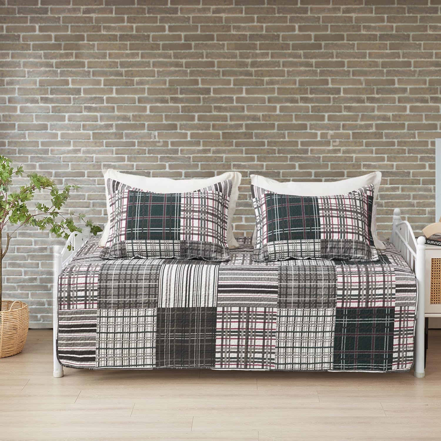 Kebury 3 Piece Plaid Daybed Cover Set Twin Reversible