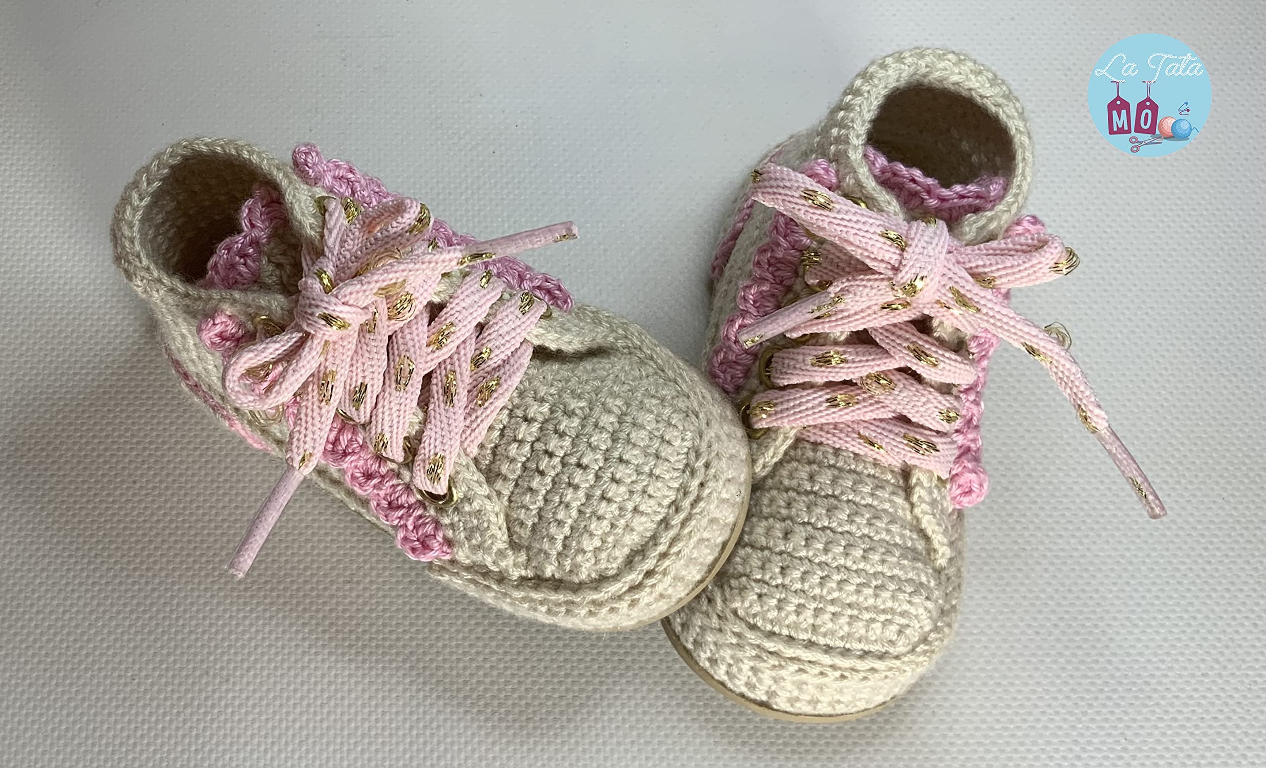 Scarpine Neonato realizzate con Uncinetto. Scarpe/Scarponcini Sportivi per Bebè, Lavorati all'Uncinetto Disponibile in Tutte Le Taglie Bambino