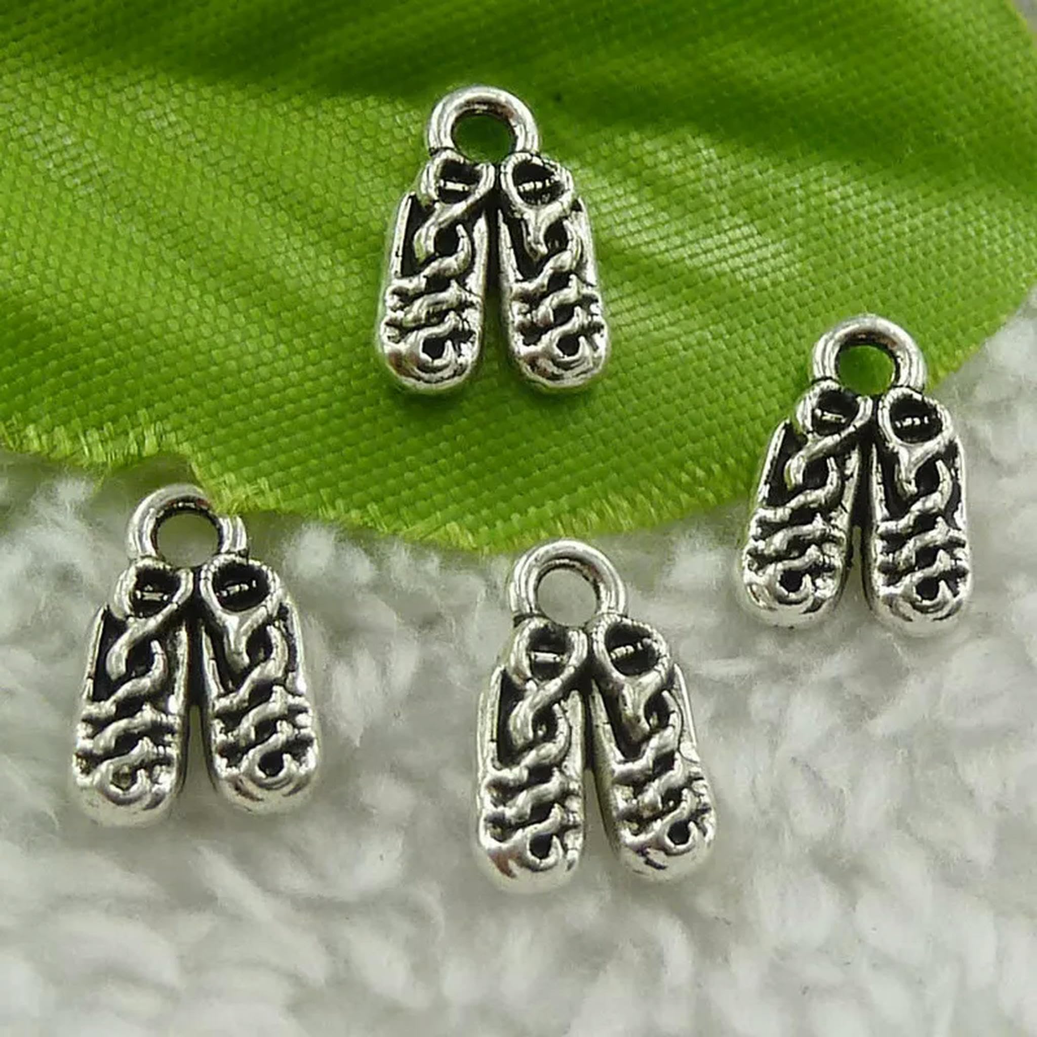 Chaussures en Argent tibétain 12 x 9 mm B4629 : gros lot de 584 pièces pour ne plus manquer d'apprêts