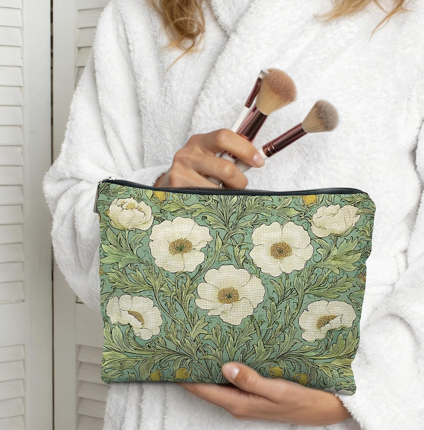 Sage Green Floral Makeup Bag for Women, Art Nouveau Green and Cream Flower Cosmetic Bags for Women, Elegant Flower Botanical Makeup Pouch, Aesthetic Zipper Pouches for Purse image 2