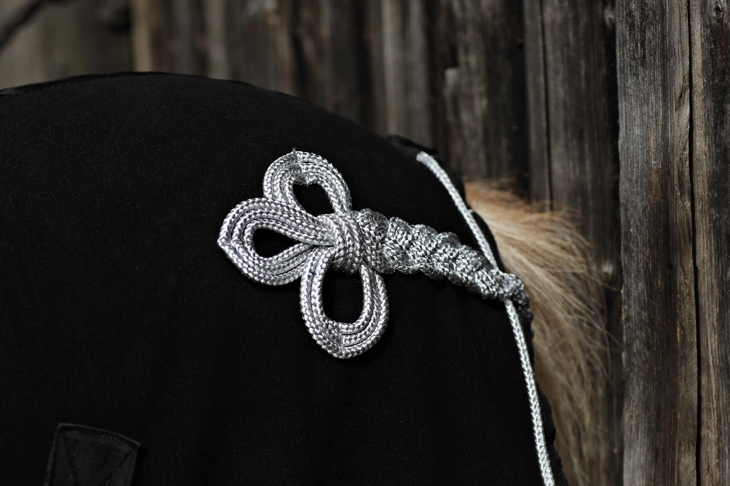 Zaraa Abschwitzdecke Paradedecke mit Kragen Anti Pilling Fleece Schwarz Silber- oder Goldfarben, Rosegold Minishetty Shetty Welsh Pony 70 80 90 100 110 (Schwarz/Silberfarben, 70)