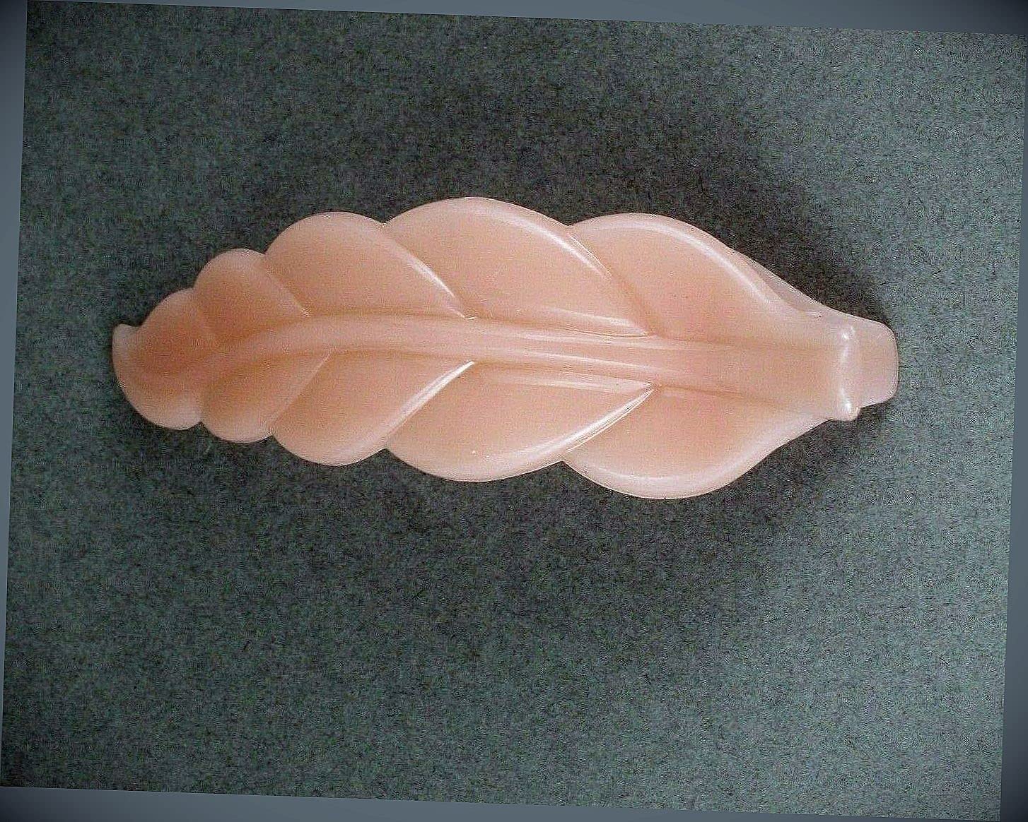 Pink Leaf Barrette Curved Hair Clip Leaves 4.5" Long Stamped Textured Plastic Fashion hair Accessories for Women