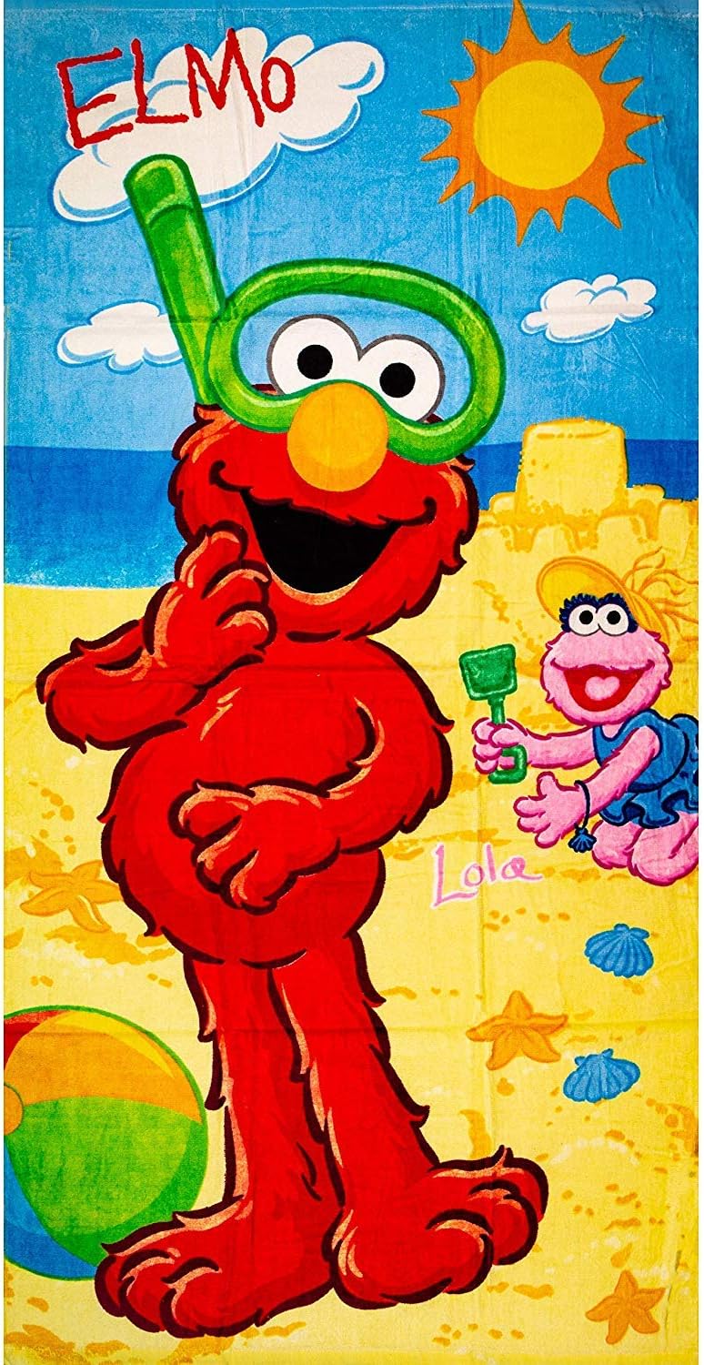 Sesame Street Towel - Elmo Wearing Goggle