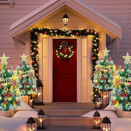 Miniatura 6 de Juego de 2 árboles de Navidad preiluminados para exteriores, decoración de porche de Navidad de 2.7 pies, árbol artificial, relleno de urnas,