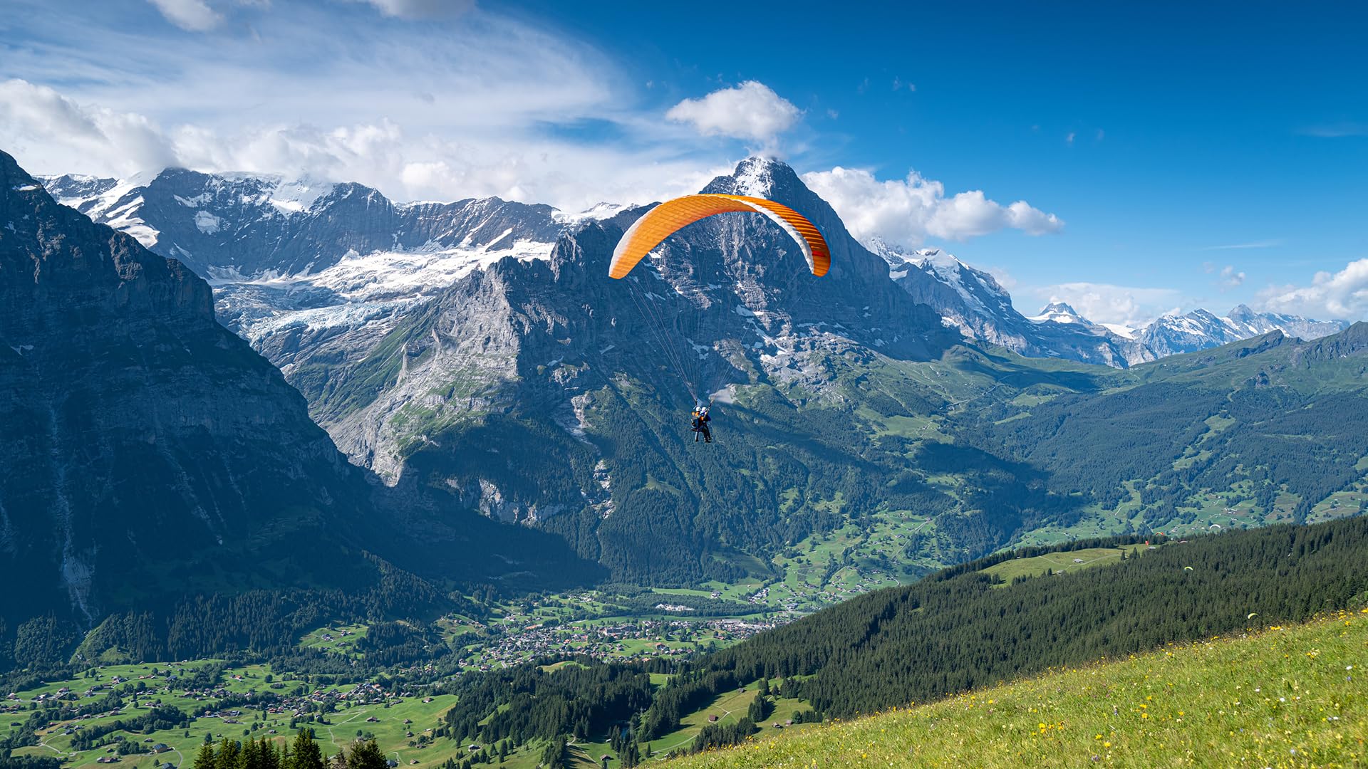Jochen Schweizer Geschenkgutschein Gleitschirm Tandemflug