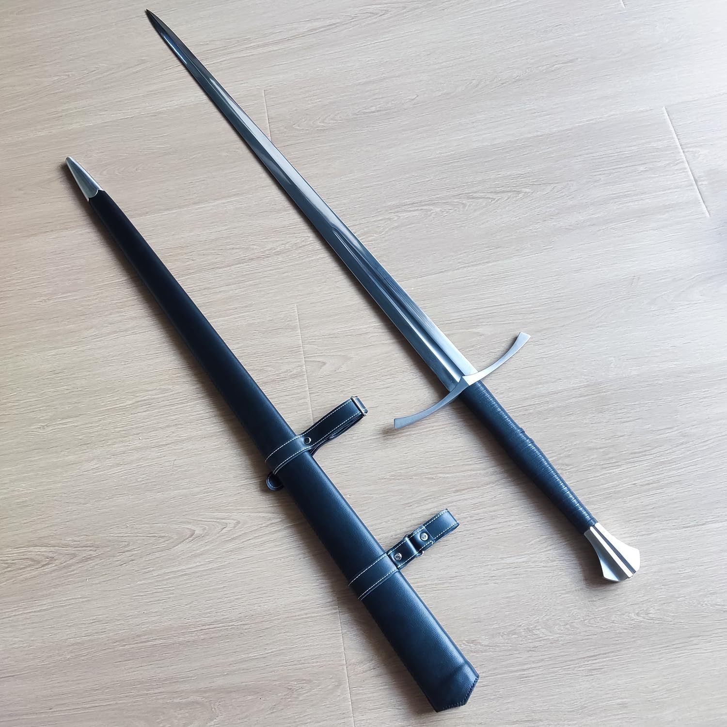 Medieval Full Tang Spring Steel Italian Long Sword with Scabbard and Diamond Handle for Outdoor Use, Practice, Collection-50.8 Inch Black - Image 7