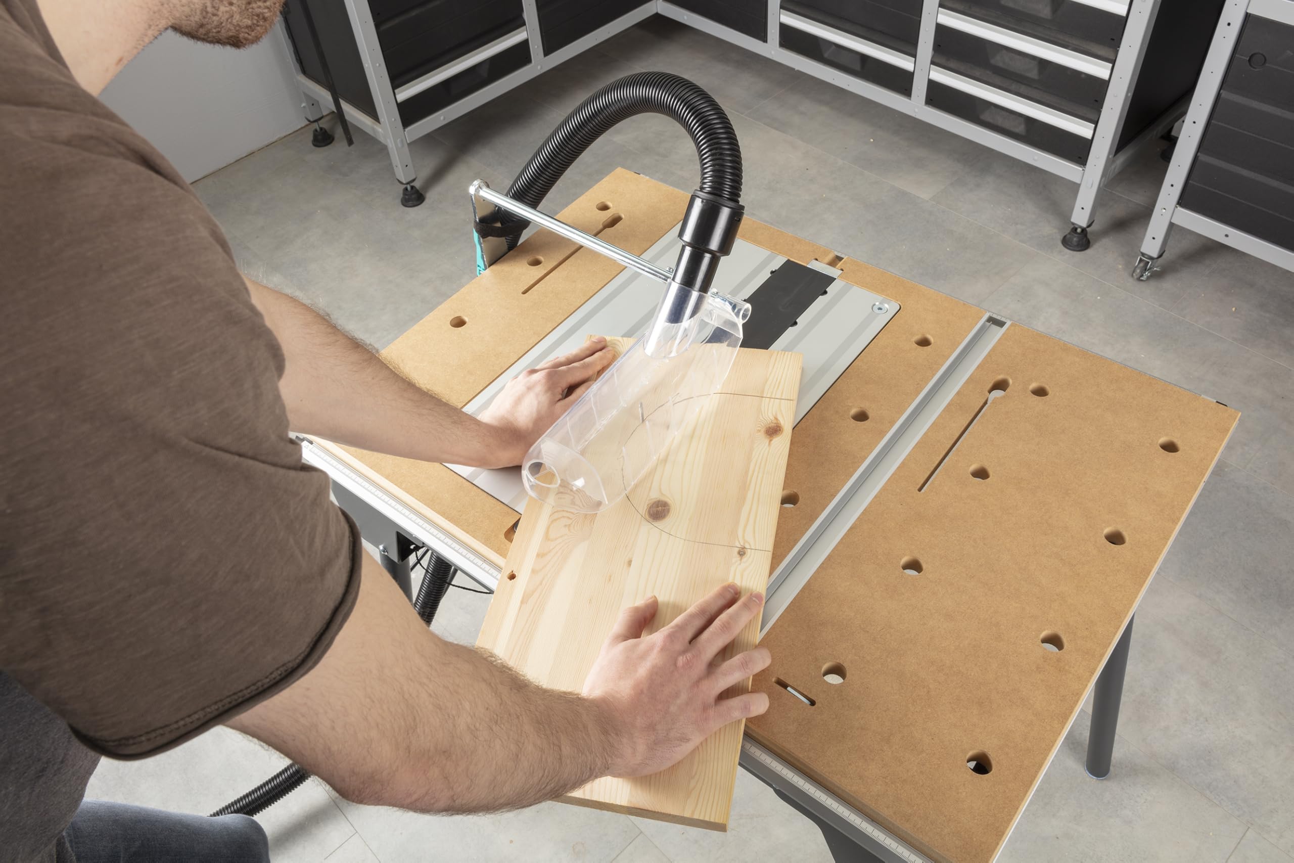 wolfcraft MASTER cut 2200 I 6907000 I tavolo 4 in 1 per l'uso come sega circolare da tavolo, tavolo per seghetto alternativo, stazione di lavoro e come tavolo per fresatura