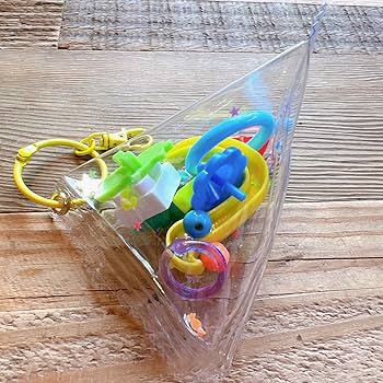 Amazon.co.jp: レトロおもちゃテトラ型シャカシャカキーホルダー