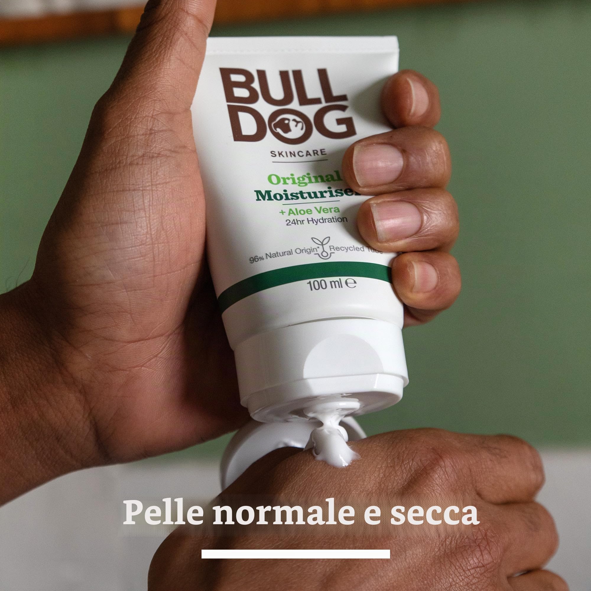 BULLDOG SKINCARE, cofanetto regalo uomo per il corpo, 5 pezzi | Cofanetto regalo di prodotti Bulldog per il corpo: gel doccia, scrub viso, crema idratante, deodorante roll on e crema mani