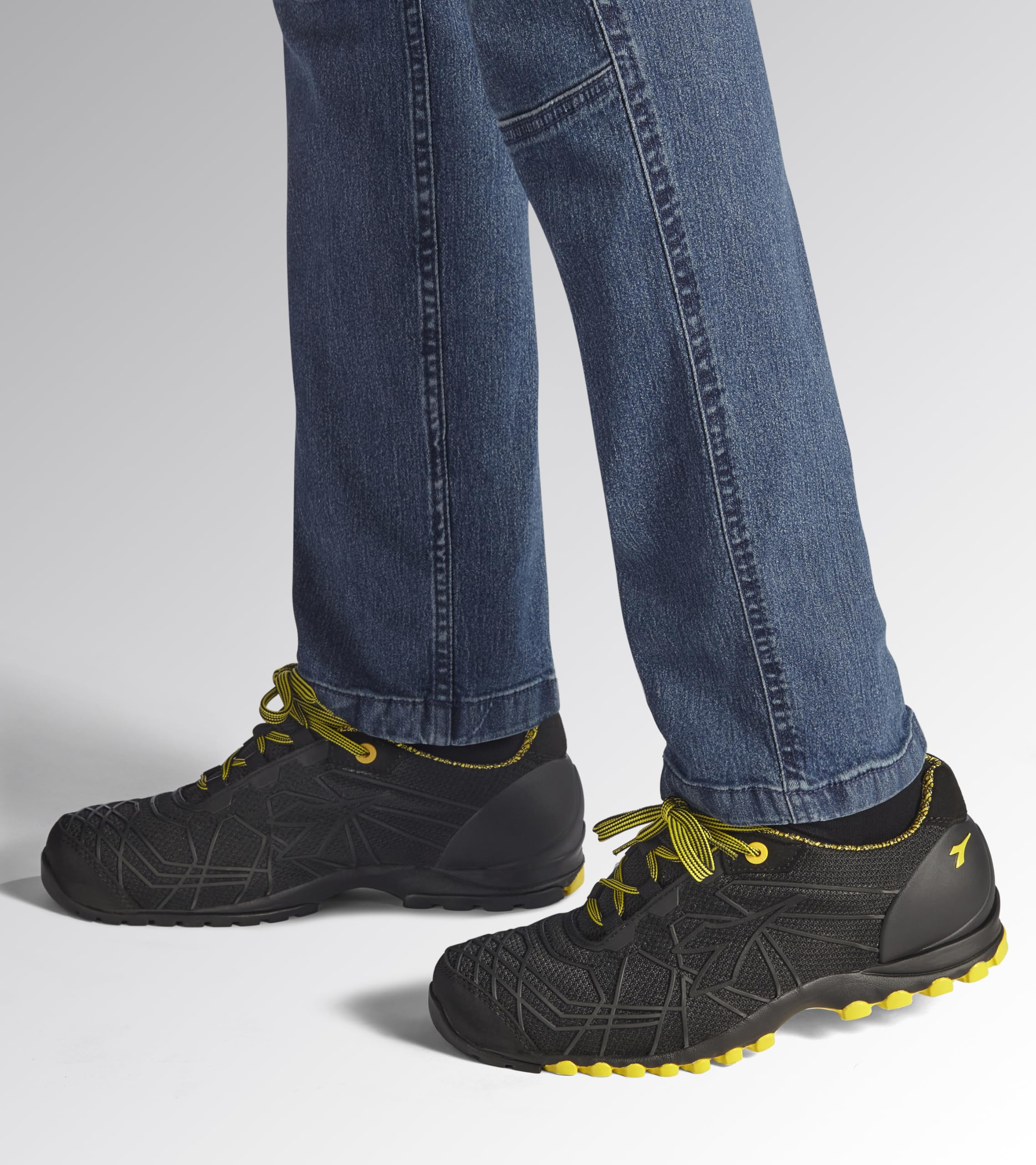 Utility Diadora Beat Da2 Text Low S1p HRO SRC, Scarpa da Lavoro Bassa Unisex-Adulto
