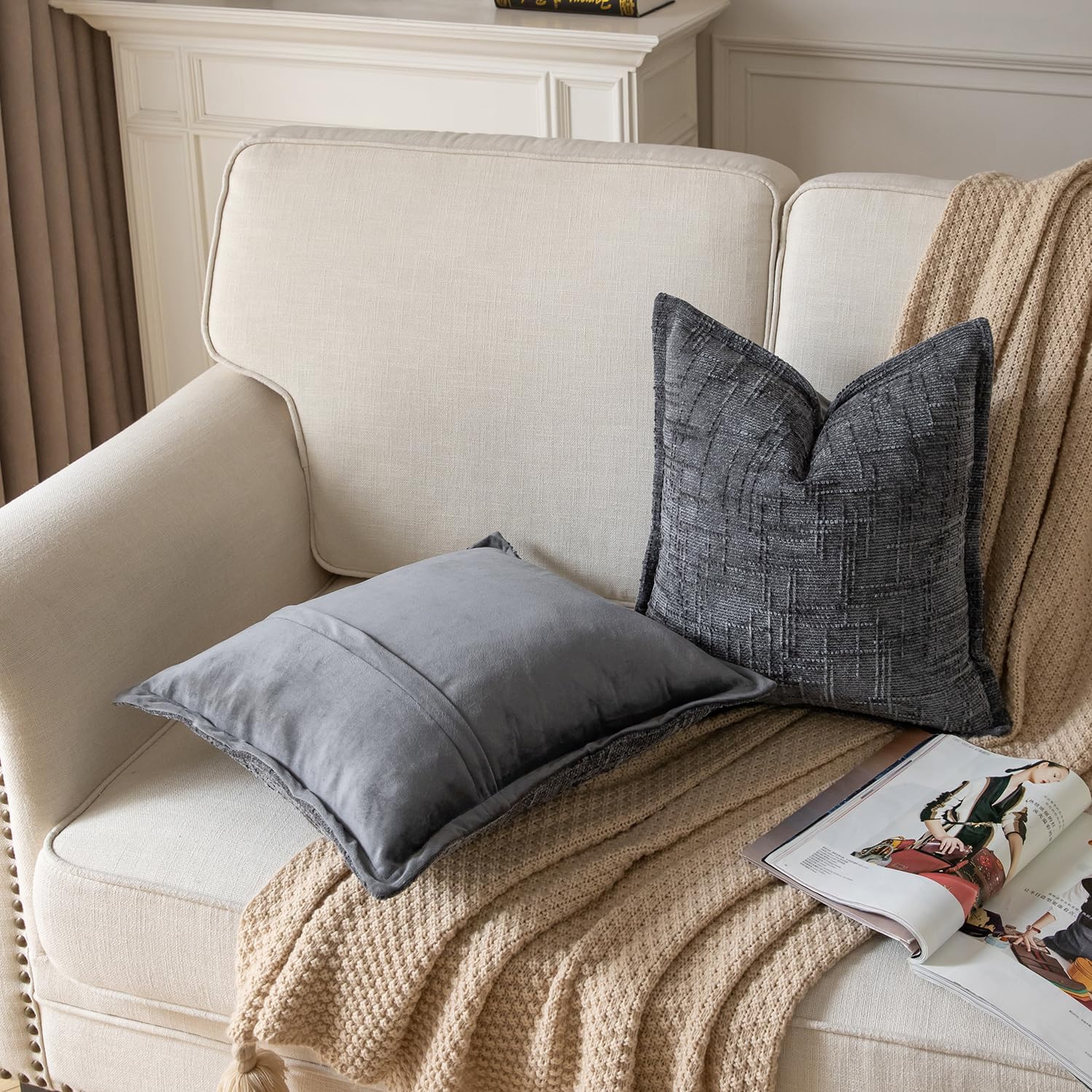 Yaertun Chenille Throw Pillow Covers 20x20 Inch Set of 2 Textured Broadside Soft Cozy Velvet Pillow Covers Modern Farmhouse Boho Decorative Pillow Cases for Couch Bed Sofa Livingroom Dark Gray
