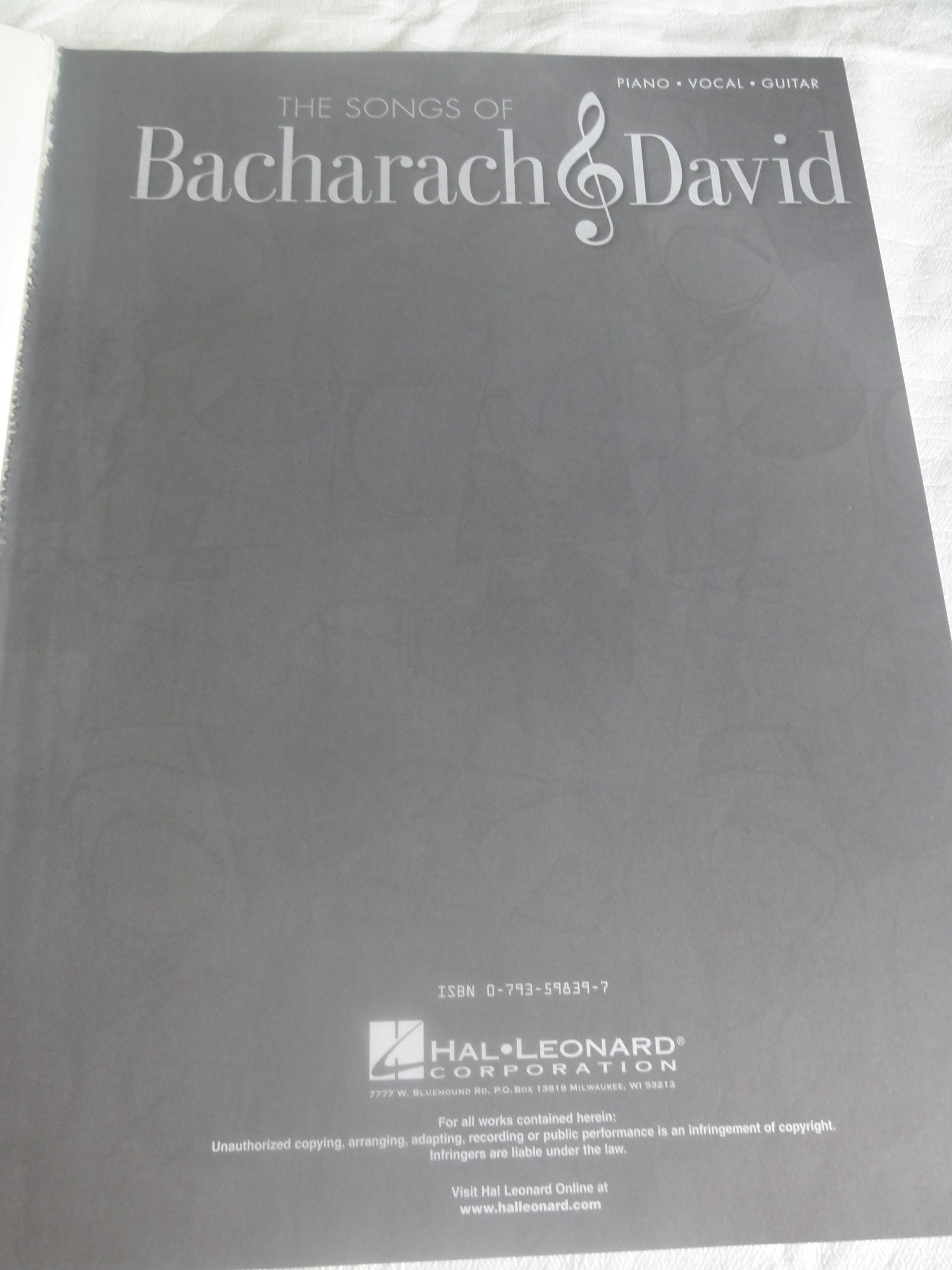 The Songs of Bacharach & David. Piano, Vocal And Guitar.