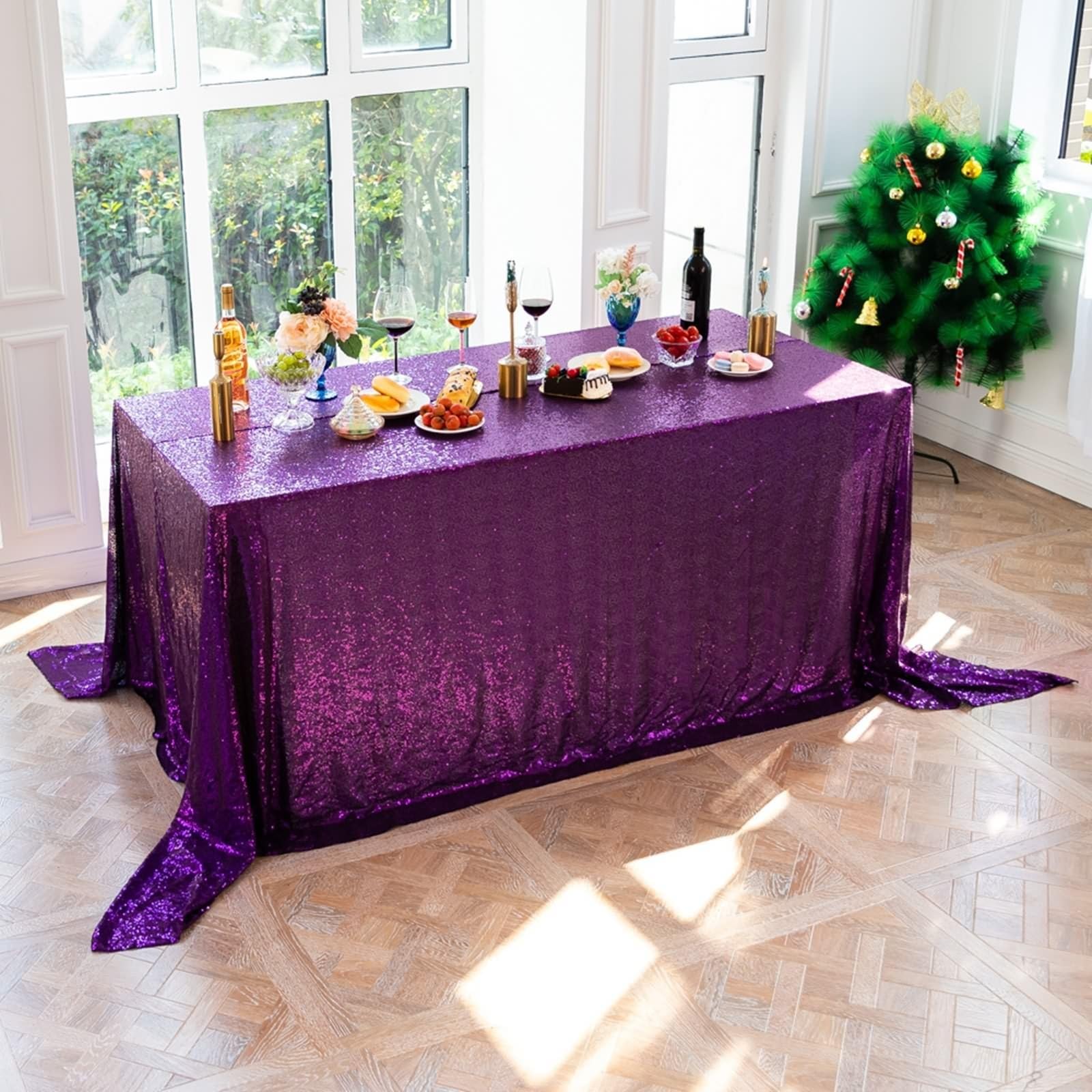 Nappe polyester mariage violet anti tache et scintillante pour grand buffet