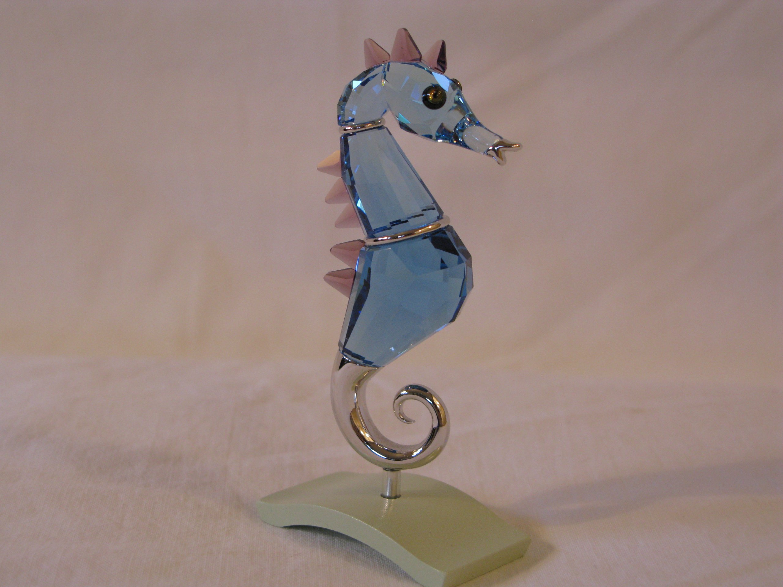 Amazon.com: Swarovski Chipili Aquamarine Objeto : Hogar y Cocina