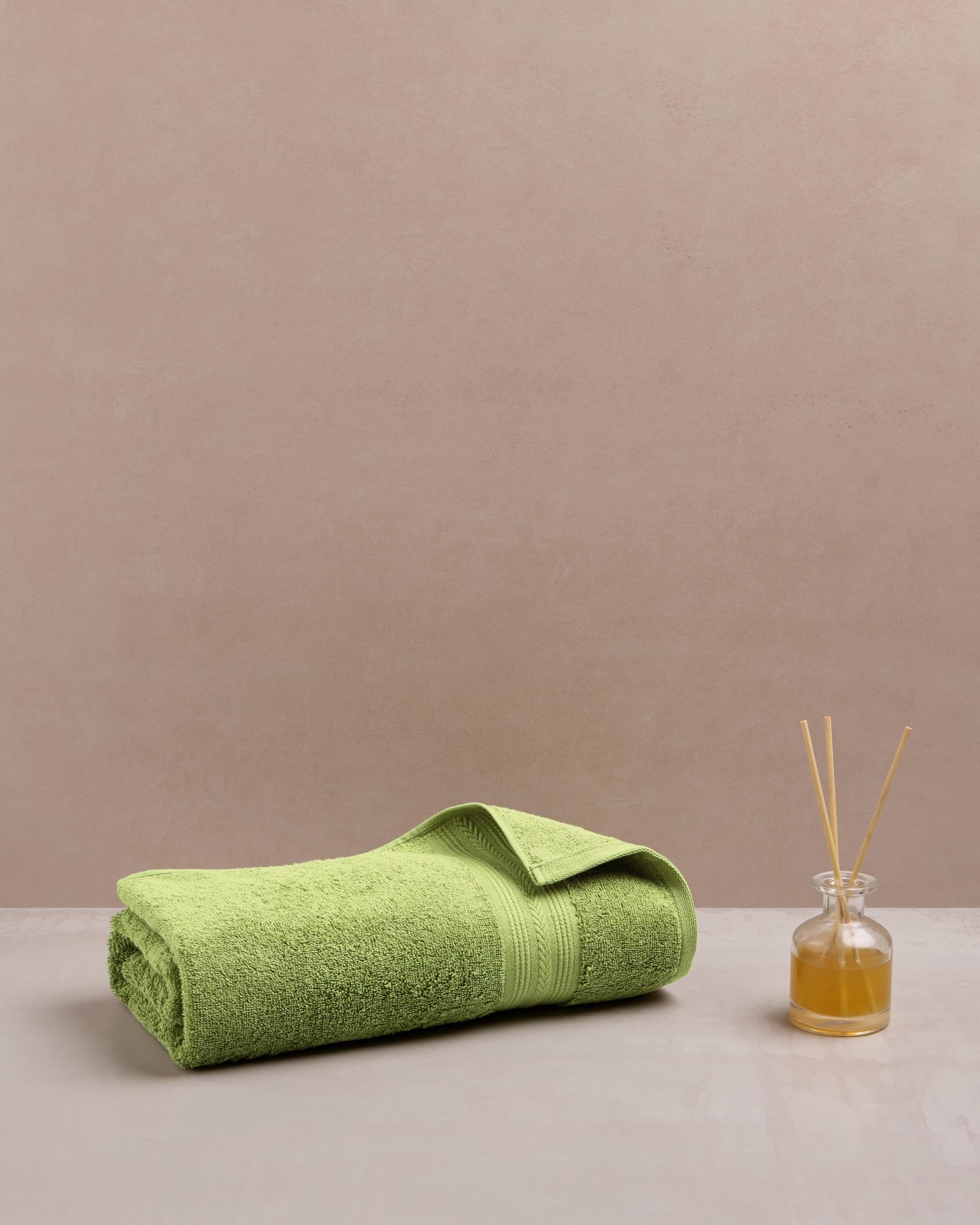 Himeya Toallas de baño 100 % algodón, toalla de baño de tamaño grande, 500 g/m², 1 toalla de baño para hombres y mujeres, 70 cm x 140 cm, color verde oliva