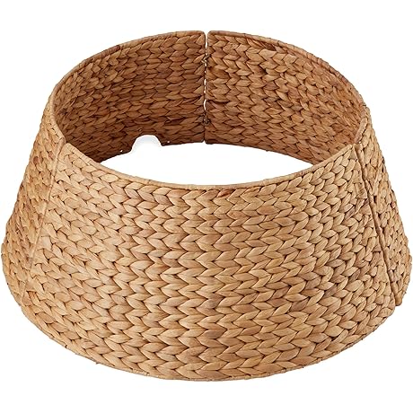 Charming Woven Hyacinth Christmas Tree Collar: A Festive Touch for Your Holiday Decor