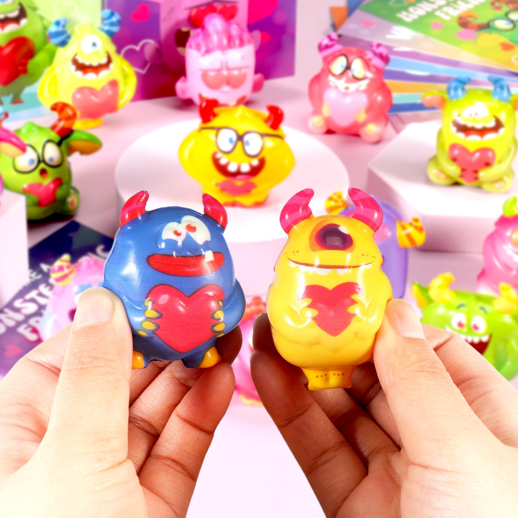 24 szt. Monster Squishy Toys prezenty walentynkowe z kartkami dla dzieci, upominki na przyjęcie dla dzieci, galentyńska wymiana prezentów szkolnych, nagrody w klasie, wypełniacze do torebek cukierków