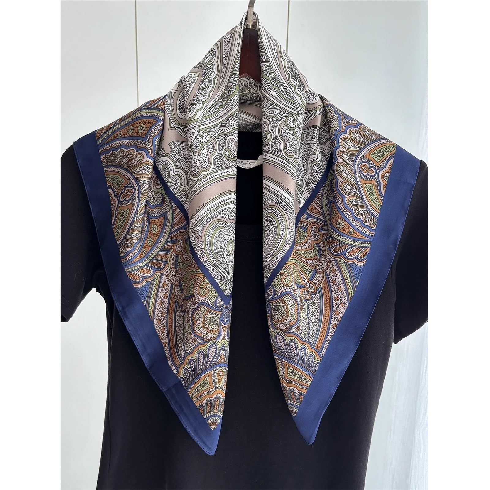 Bufanda de Seda for Mujer, Bufandas Estampadas, pañuelo Cuadrado de satén Suave, chales for Mujer, Hijab 70X70CM