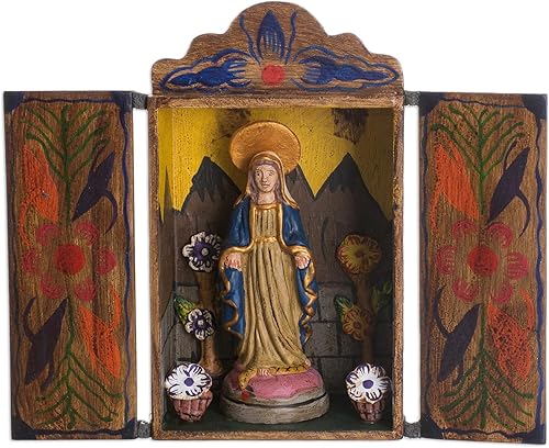 Miniatura 1 de NOVICA Earthtone - Escultura religiosa de madera, 9.25 pulgadas de alto, 'Virgen María'