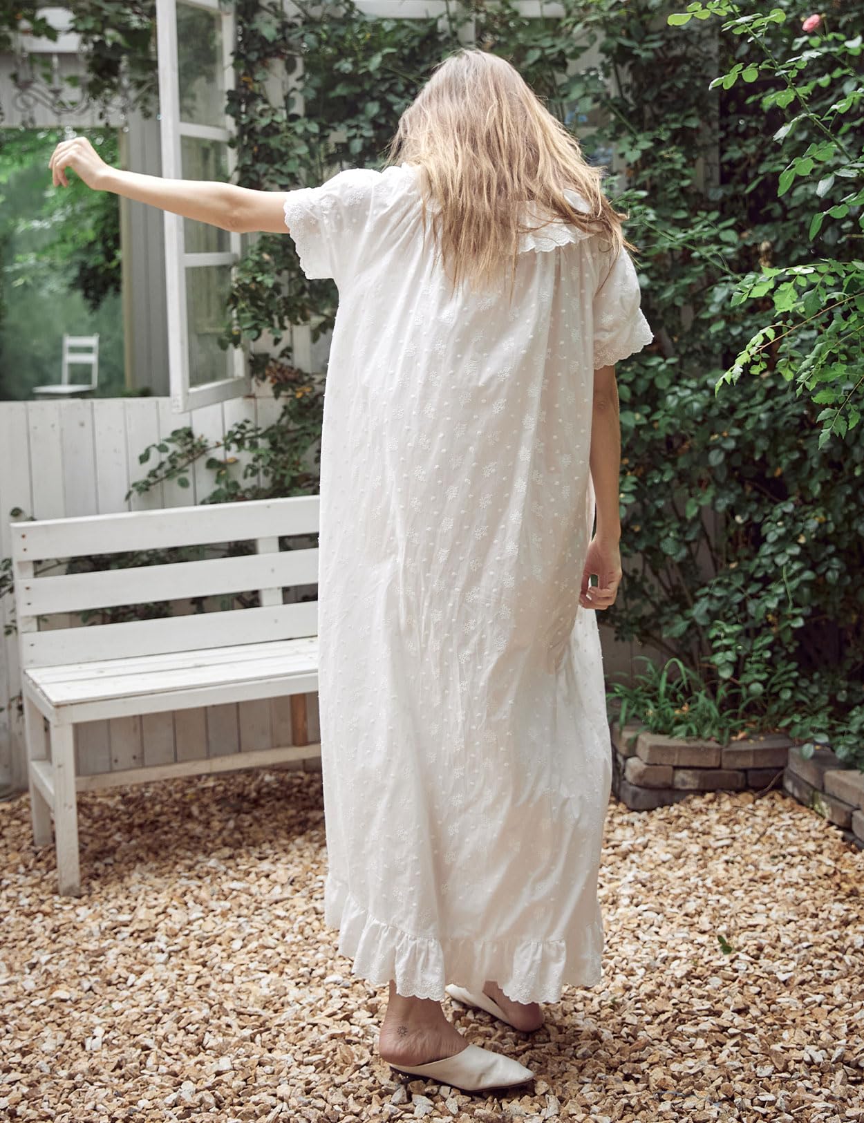 BEAUTELICATE Damen Nachthemd Kurzarm Vintage Leichter Baumwolle Schlafkleid Lange Elastischer Halsausschnitt mit Rüschen Ganzkörper-Stickerei Sommer Viktorianisch Nachtkleid Negligé Weiß