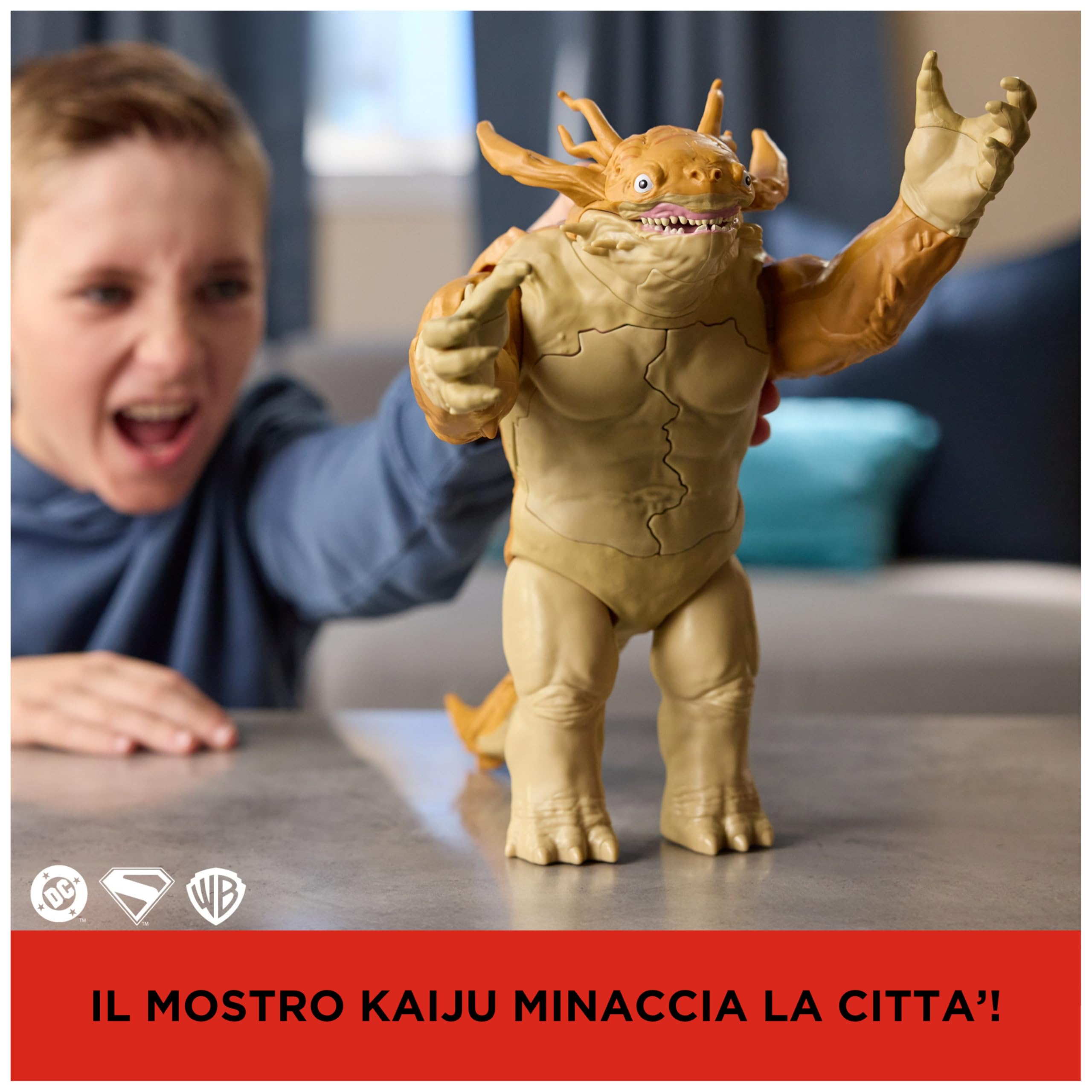 Superman DC Comics, Vs. Kaiju con Slime, Set di Action Figure, Giocattoli dei Supereroi per Bambini e Bambine, 4+ Anni