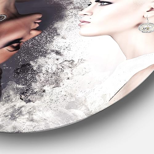 Miniatura 3 de Designart Evil and Good Beautiful Women Retrato - Disco de arte grande de metal de 23, 23 pulgadas de alto x 23 pulgadas de ancho x 1 pulgadas de