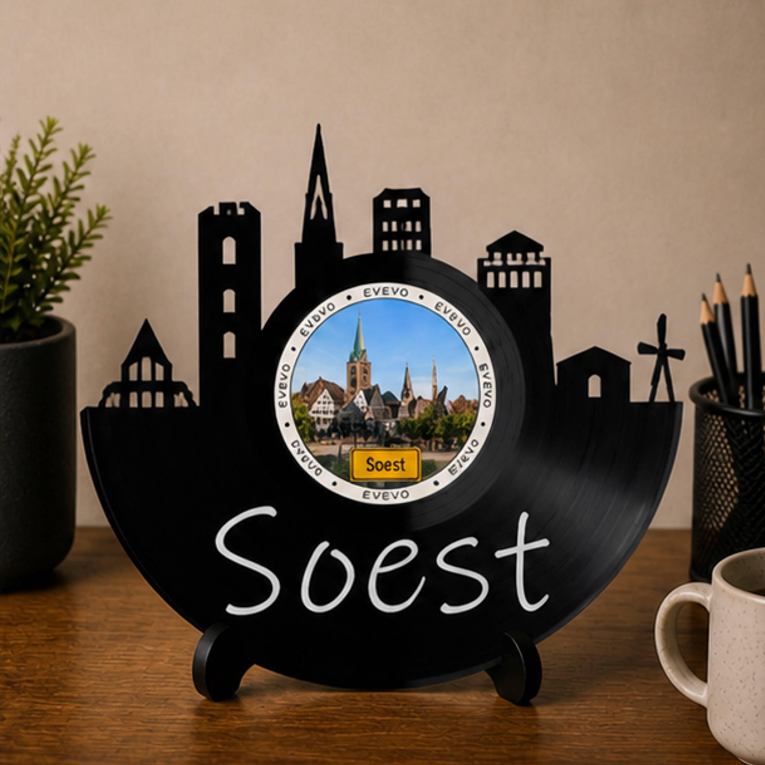EVEVO D0069 - Decorazione da parete in vinile, soggetto: skyline della Westfalia, regalo per gli appassionati di Soest, Città Hansestad, amanti della pietra arenaria verde