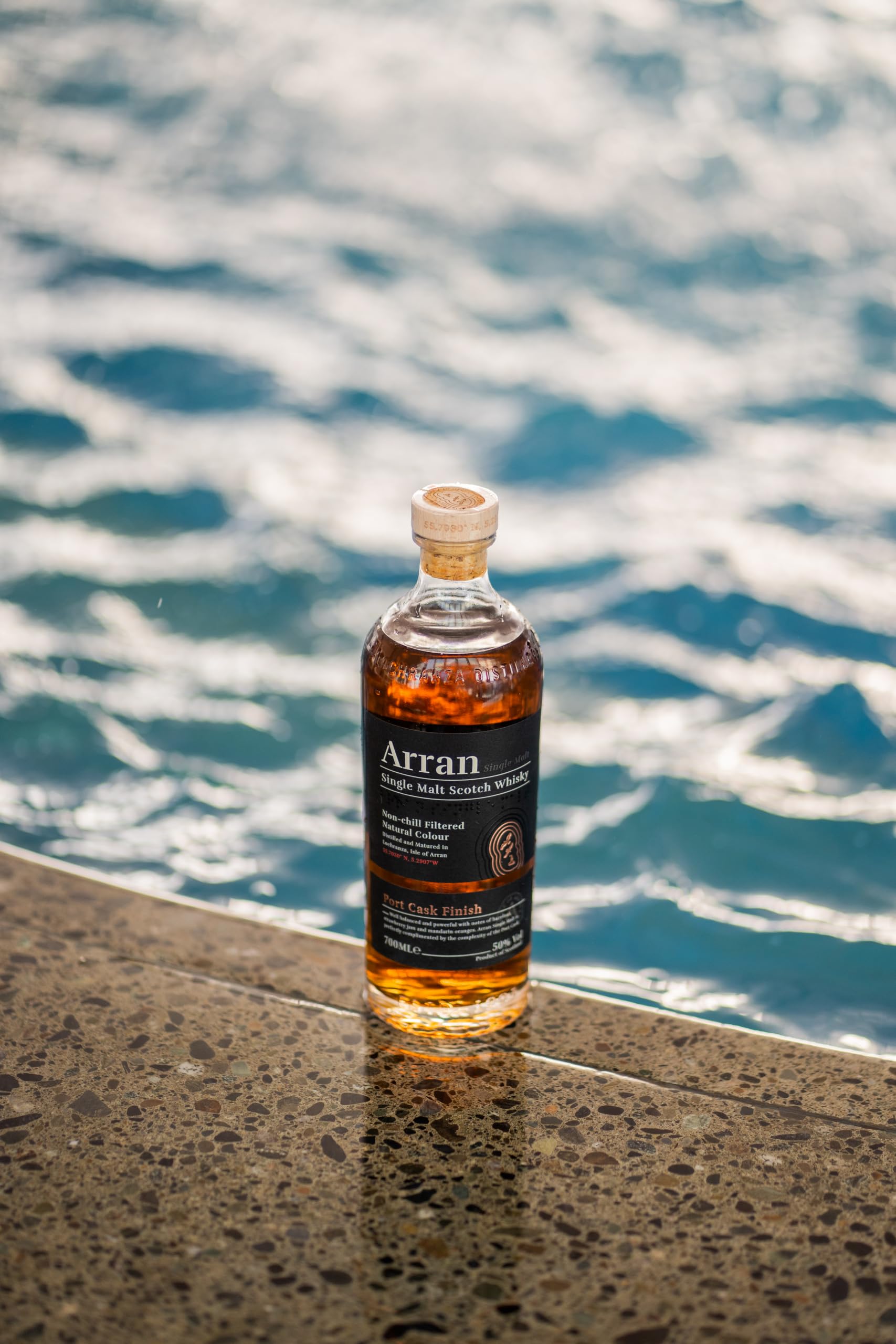 Arran シングルモルトウイスキー ポートカスク 700ML Amazon.co.jp: アラン ポートカスク 700ml : 食品・飲料・お酒
