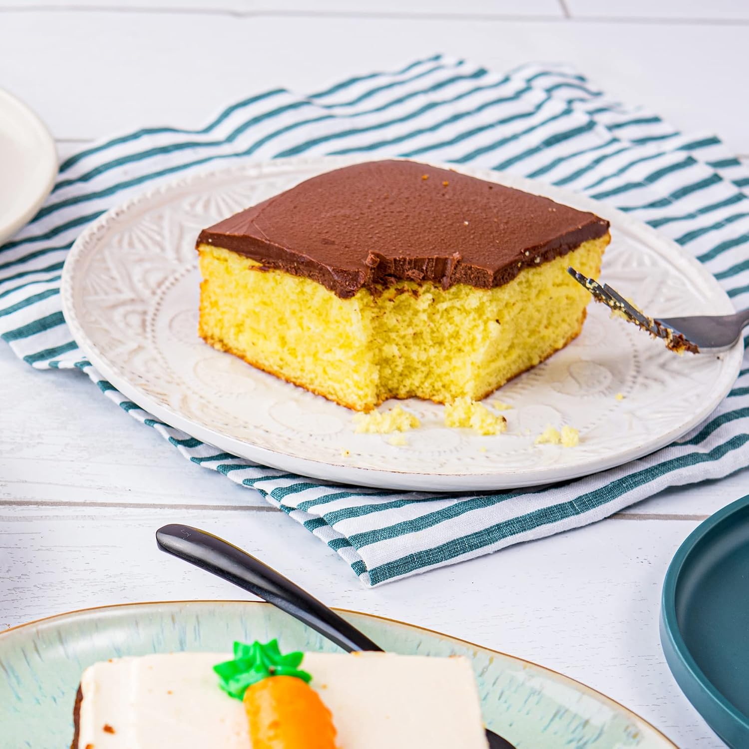 Our Specialty Yellow Square Cake Slice with Chocolate Icing, 5.8 oz