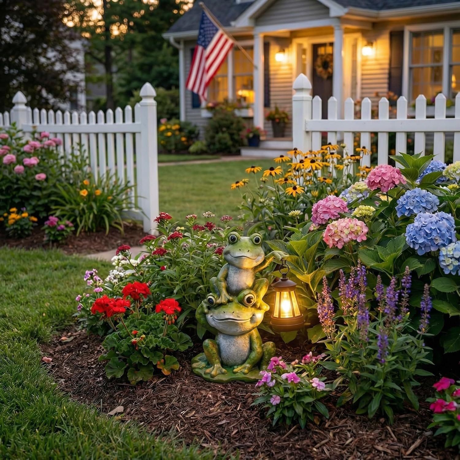 Lyeasw Solar Frog Garden Statues with Lights, Waterproof Outdoor Frog Decor for Patio Porch Yard, Mother’s Day Gardening Gift for Mom, Women & Frog Lovers