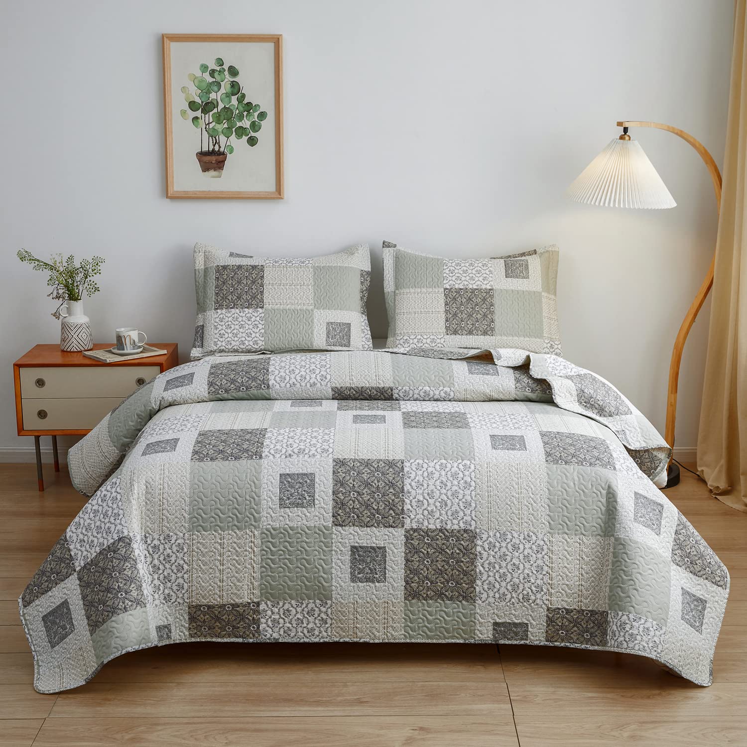 HaileaPlaid Quilt Full/Queen Size Lightweight Patchwork Floral Bedding Buffalo Checkered Bedspread Coverlet All Season Home Bedding Decor with 2 Pillowshams