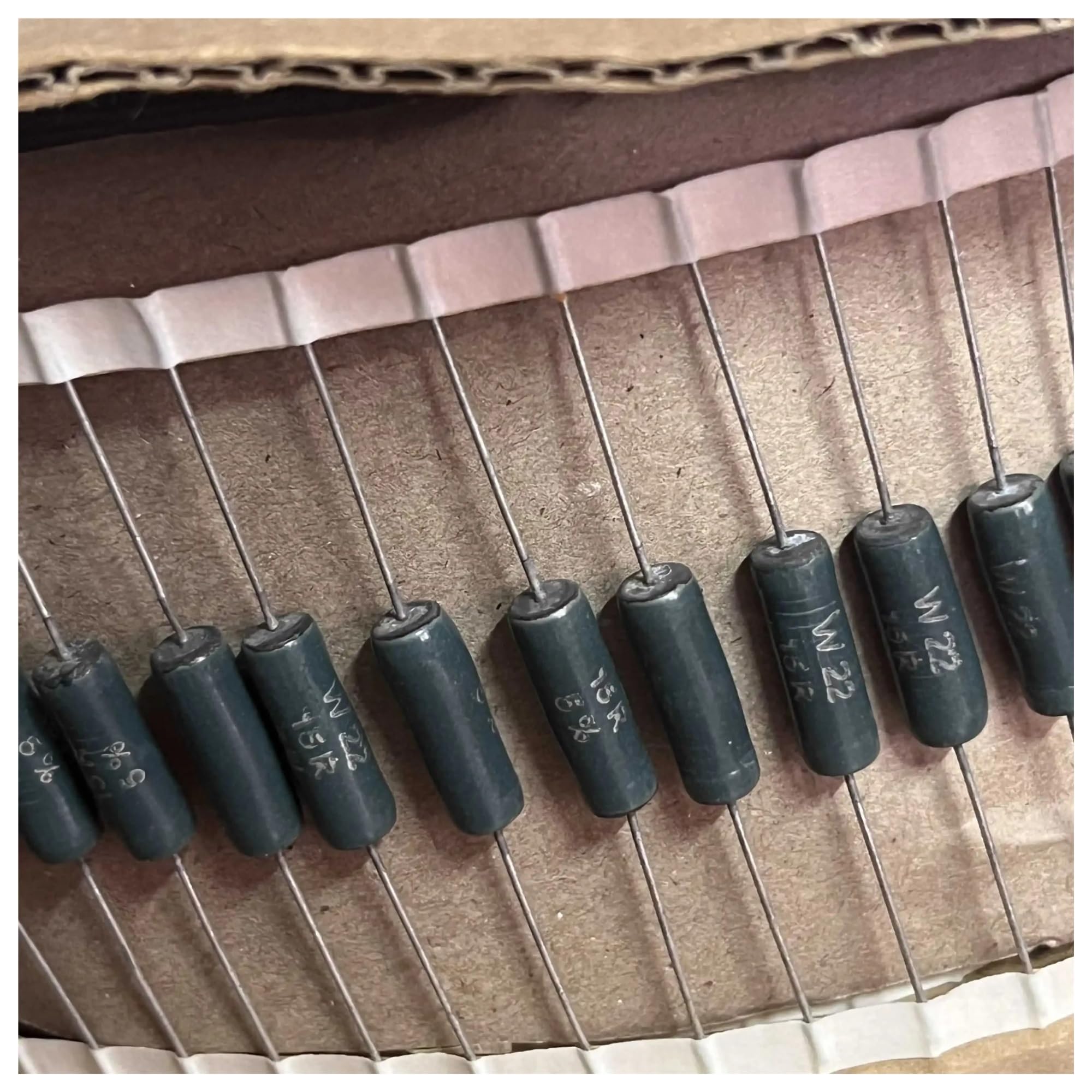 LEOTNNDQ 1pcs w22 7w 15r 5% audio ceramic resistor