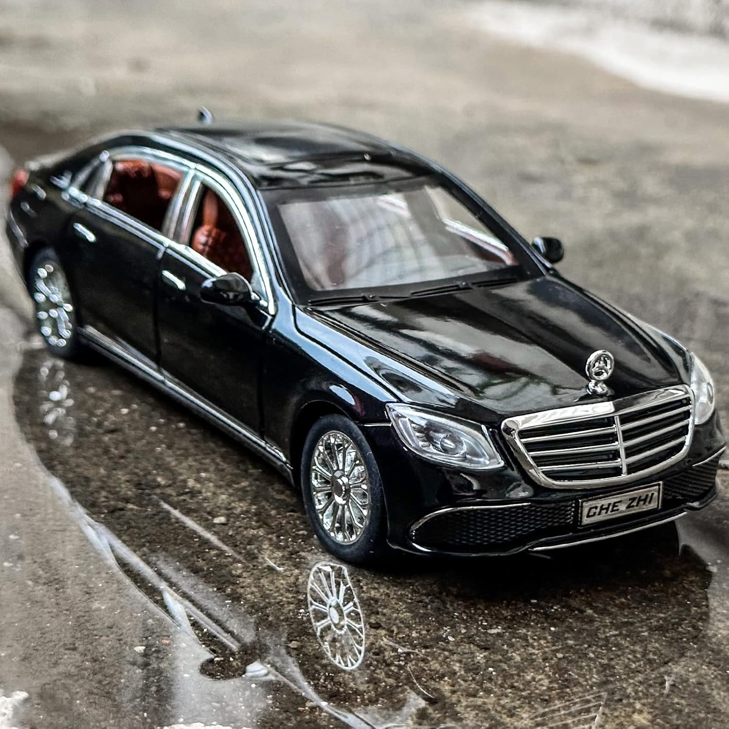 WAKAKAC 1/24 Scale Compatible with E300 Toy Car Alloy Die-cast Pull Back Car Model with Light and Sound Toy Vehicles for Adults Boys Girls Gift Decoration Toy (Black)