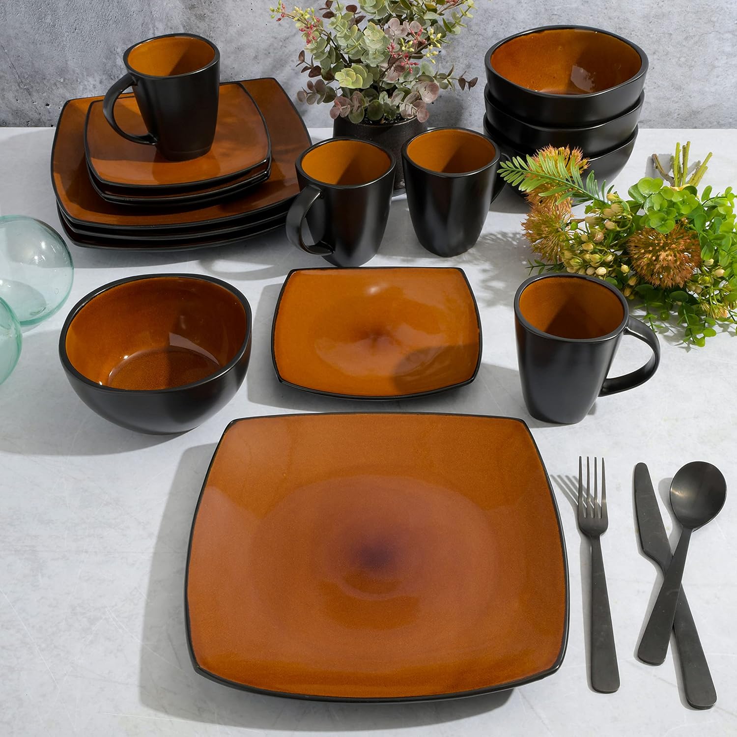 Living 12 Piece Gibson Soho Lounge 16-Pc Dinnerware Set Square