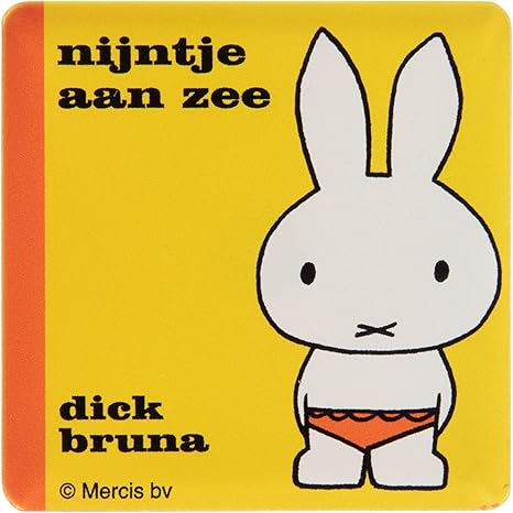 Amazon Co Jp Miffy ミッフィー絵本表紙 マグネット 強力磁石 水着 幅4 5cm 縦4 5cm 冷蔵庫 ホワイトボード オフィス キッチン 洗面台にも 事務用品 ミッフィー雑貨 日本製 ホーム キッチン