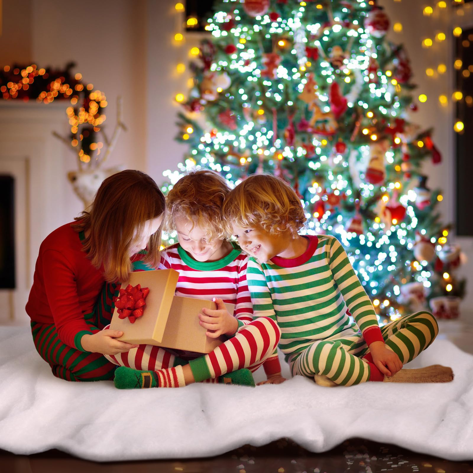 Tondiamo 1 Packung 1,5 m x 4,5 m große künstliche Schneedecke Kunstschnee Kunstschnee Kunstdecke für Weihnachtsdorf gefälschte Rolle für Weihnachtsfeier Urlaub Dekorationen Foto Requisite