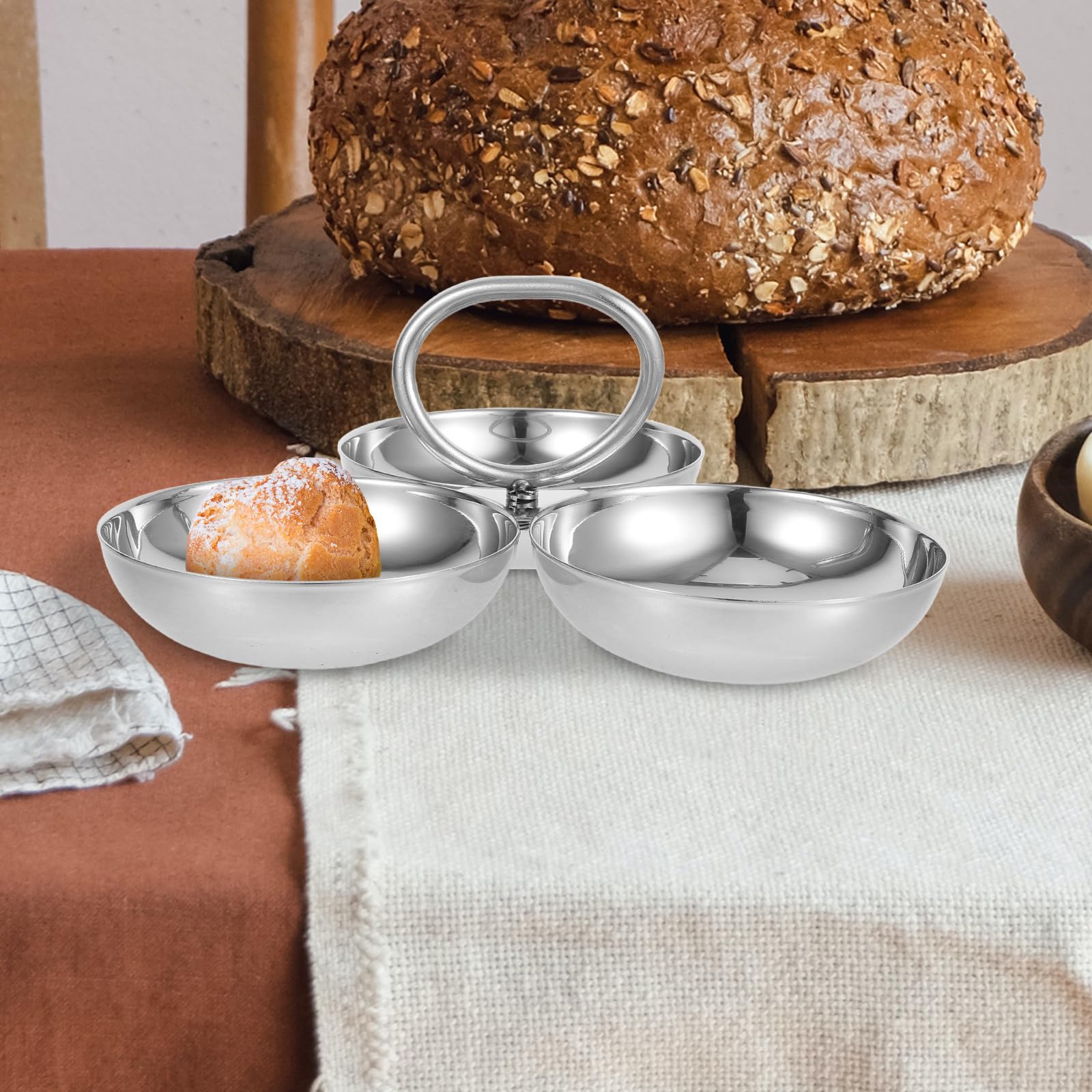 Runder Snackteller aus Edelstahl mit 3 Fächern Wiederverwendbarer Vorspeisenteller für Essenstrennung Kompakt und Vielseitig für Mittag und Abendessen