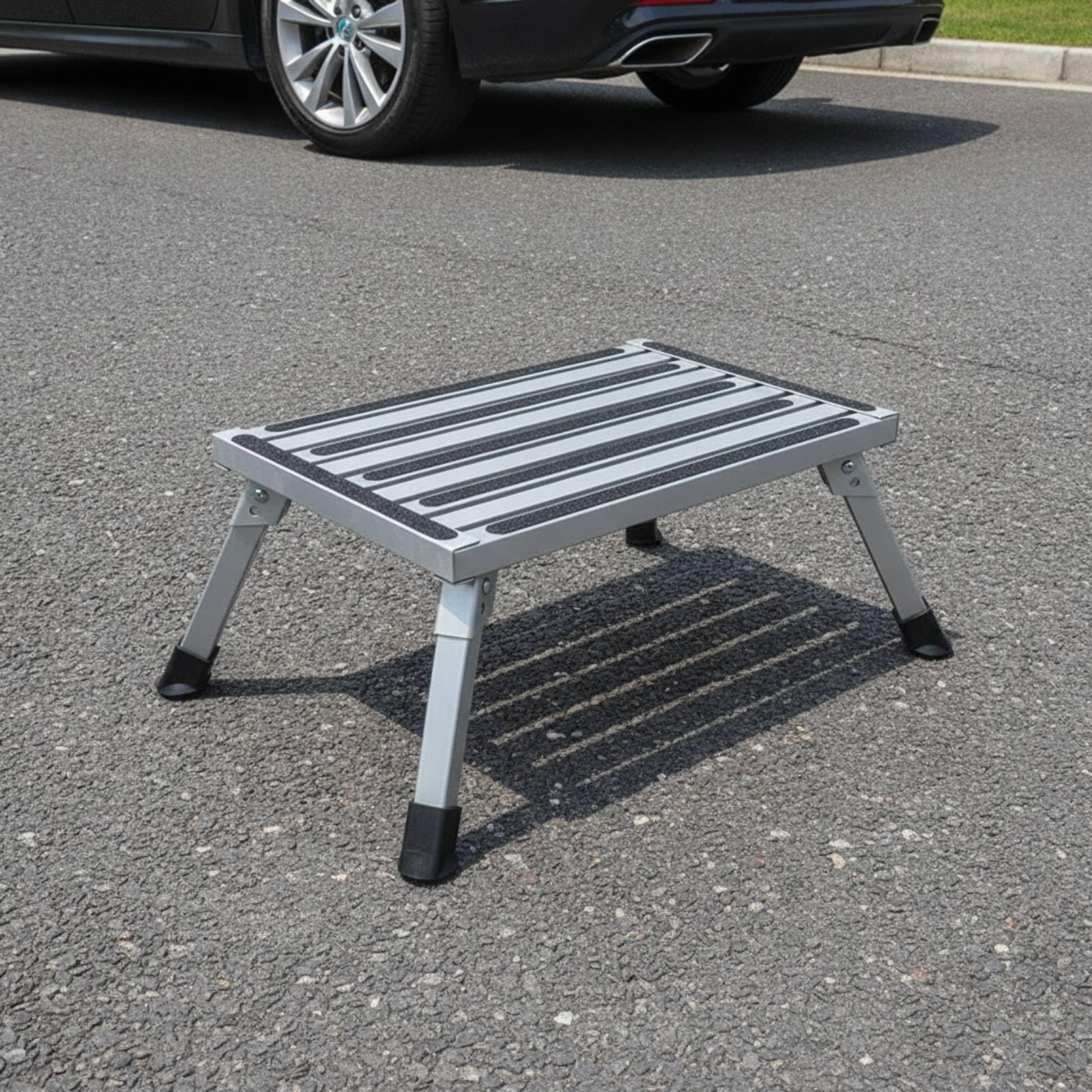 Taburete Plegable de Limpieza Banco Escalón Asiento con Superficie Antideslizante y Patas Estables Estructura de Metal Resistente y Diseño Compacto