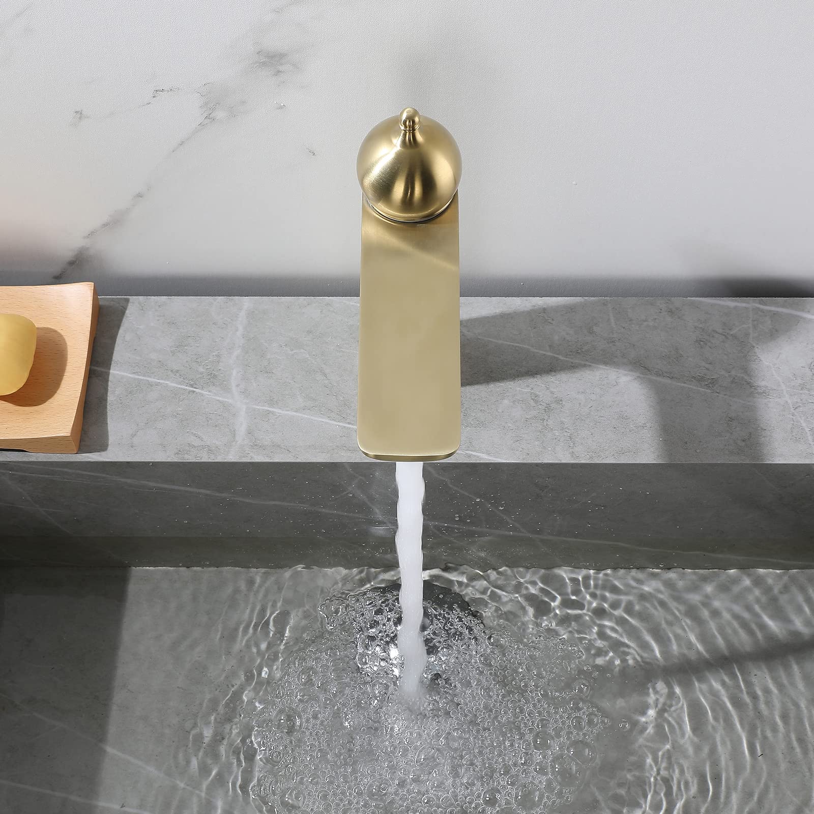Grifo automático infrarrojo sin contacto, robinet de baño cepillado, grifo de agua con sensor inteligente, diseño moderno para cocina y baño, fácil de instalar, higiénico y ecológico.