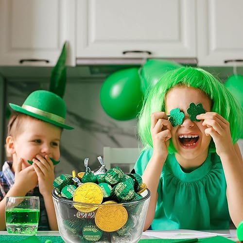 Miniatura 4 de Surtido de dulces de chocolate del día de San Patricio, monedas de oro, barras Snickers, caramelos ROLO, tazas de mantequilla de maní, bolsa de 3