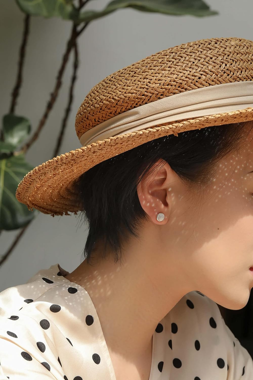 S.Leaf Gold Stud Earrings for Women Sterling Silver Gold plated Hypoallergenic Shell Mother of Pearl Post Earrings for Women Birthday Gifts