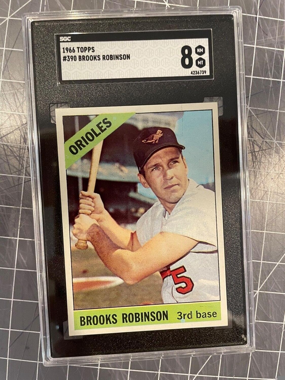 1966 Topps #390 Brooks Robinson Baltimore Orioles Baseball Card Sgc 8 Nm/mt - Slabbed Baseball Cards