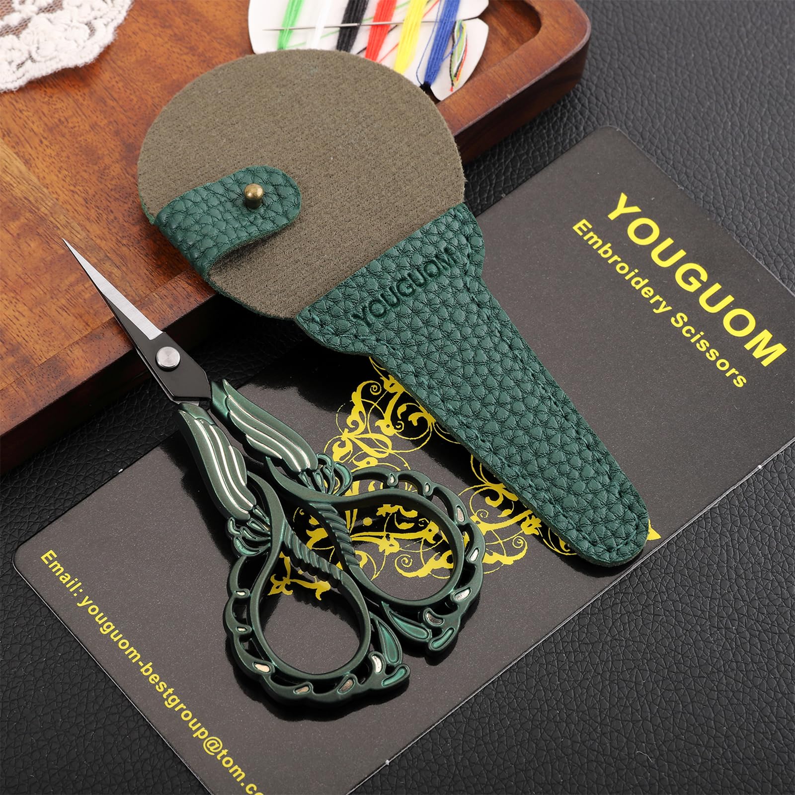 YOUGUOM Crochet Scissors with Case, Sewing Scissor for Embroidery Craft Needlework Cross Stitch Snips, Detail Threading Shears Vintage Golden Green