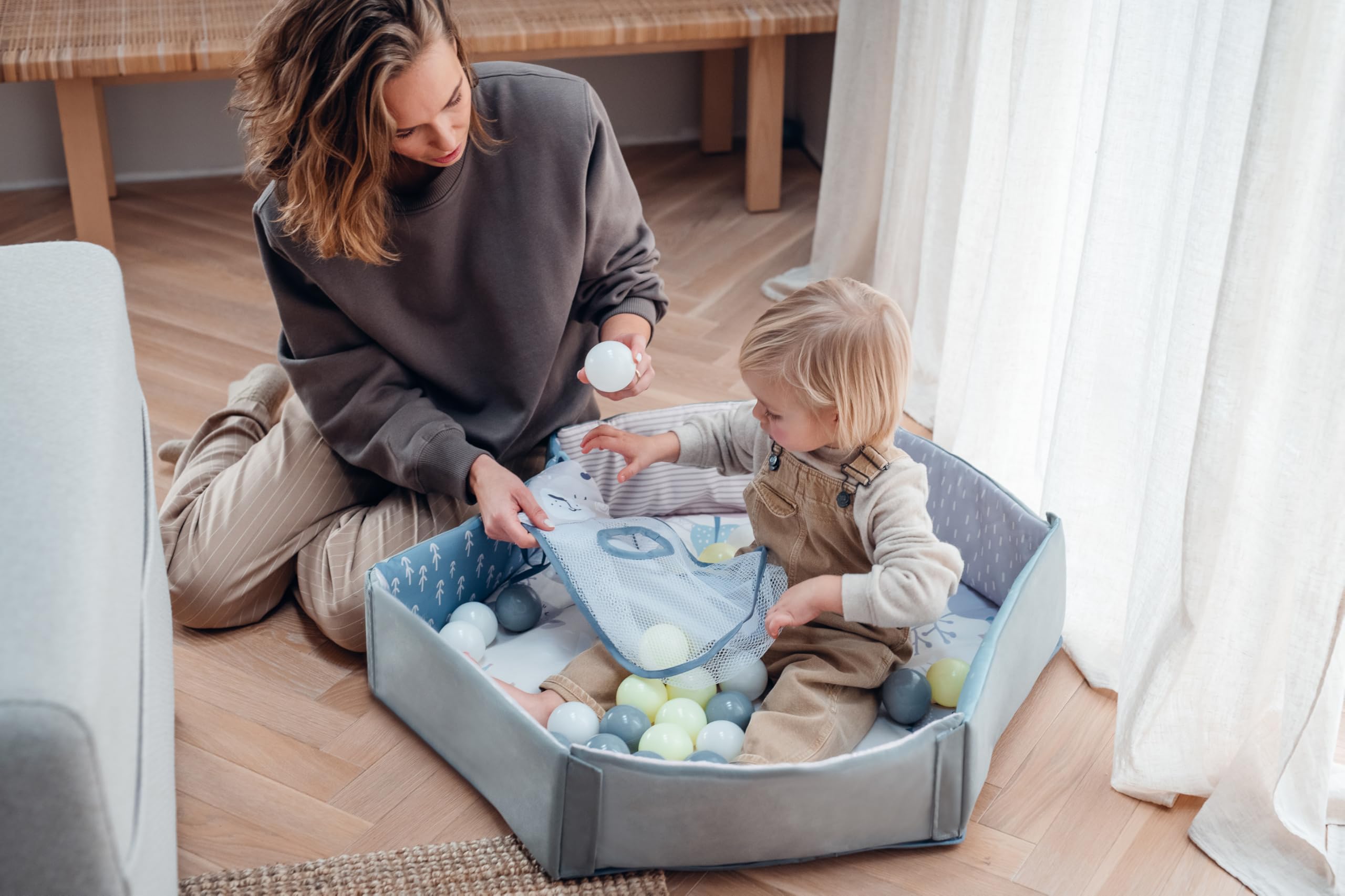 Arche de jeu MoMi PASTEL avec tapis rampant 3 en 1 pour bébé dès la naissance, tapis d'activité sensorielle avec 2 arches, bain de balles, 5 jouets, 20 balles avec sac