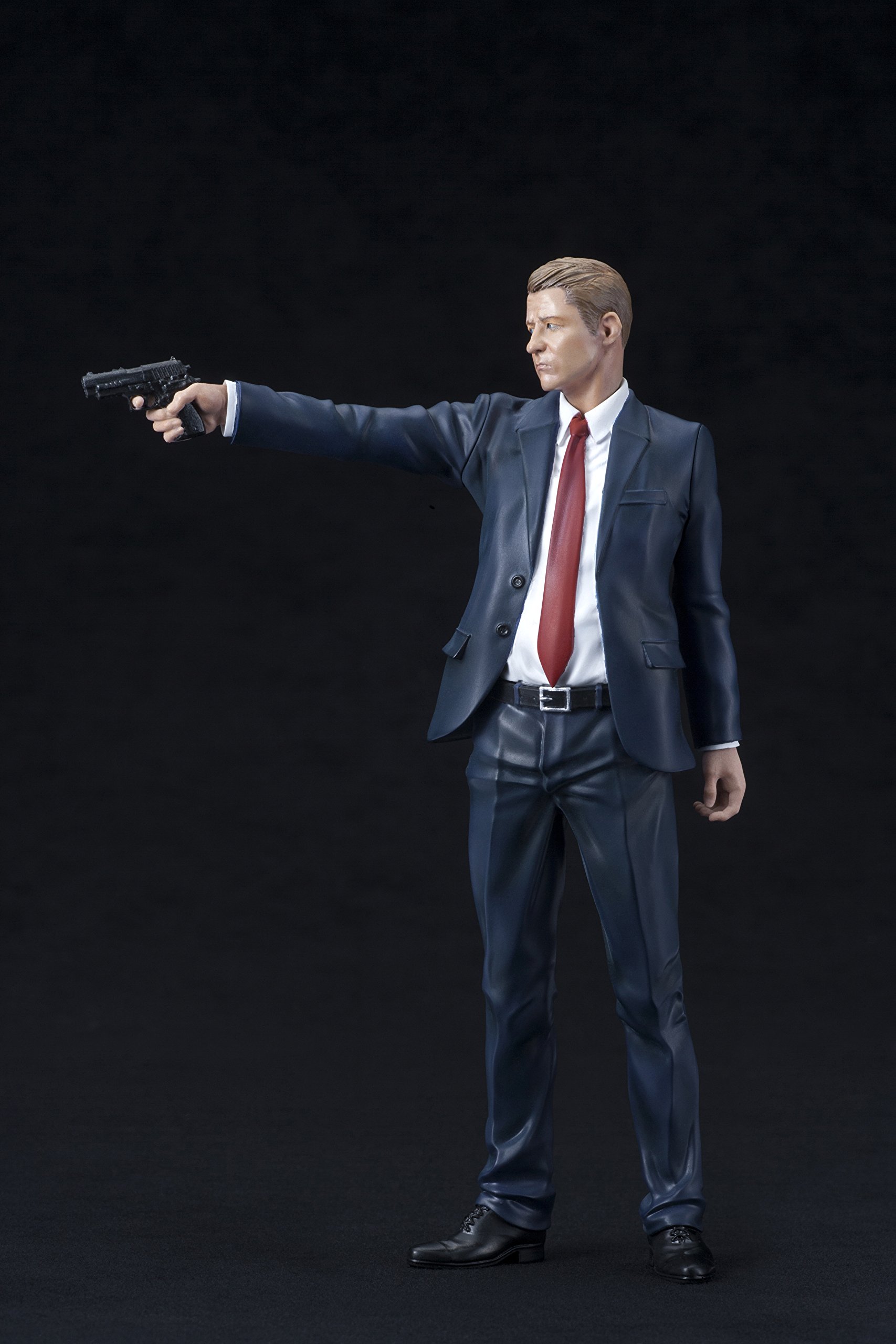 コトブキヤ　ARTFX + GOTHAM ジェームスジムゴードン pc_detail_4.jpg