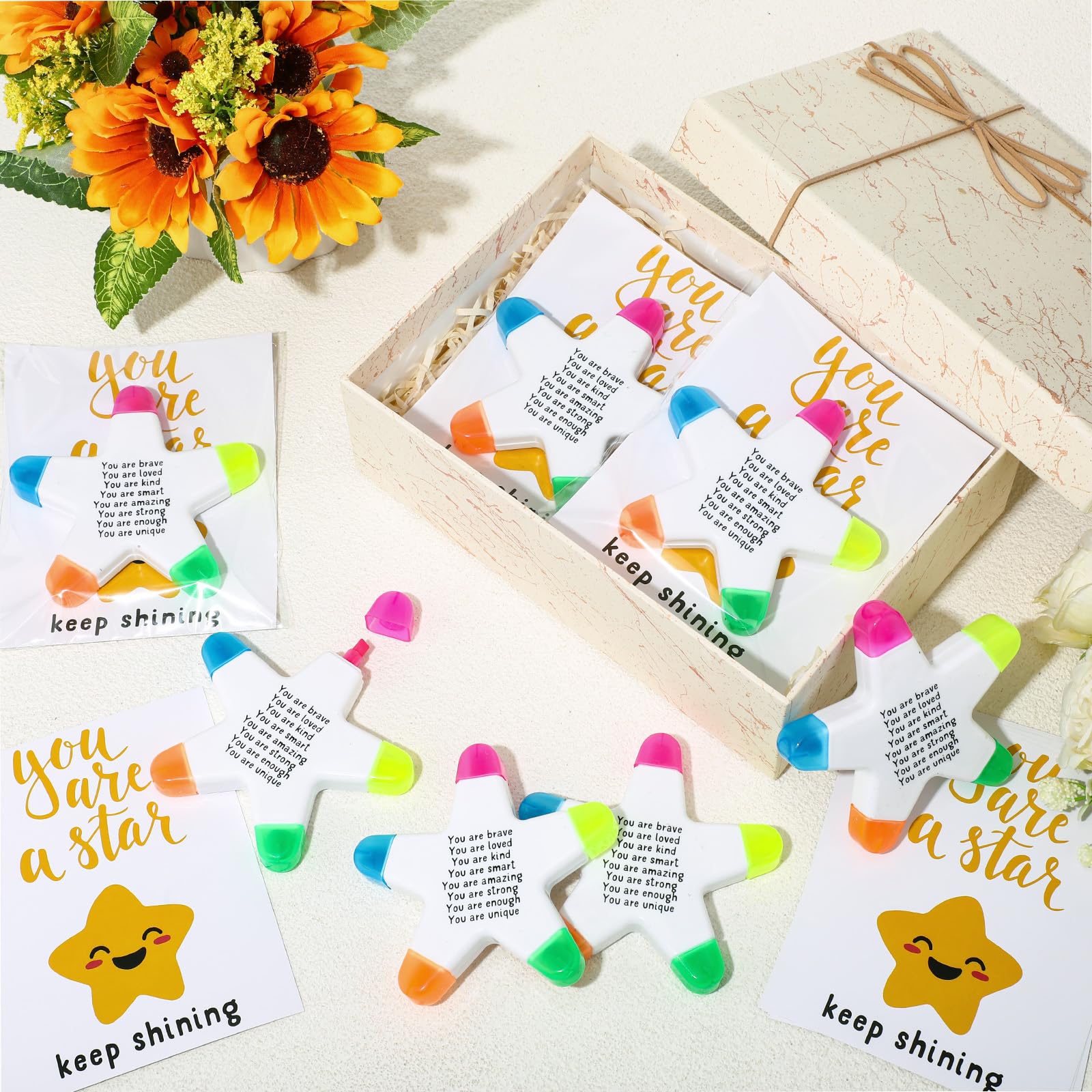 AmazingSpark 24 Sets zum Jahresende Geschenke für Studenten, Stern-Textmarker mit Aufschrift "You're a Star", Geschenktüten, Abschlussfeier, Partygeschenk