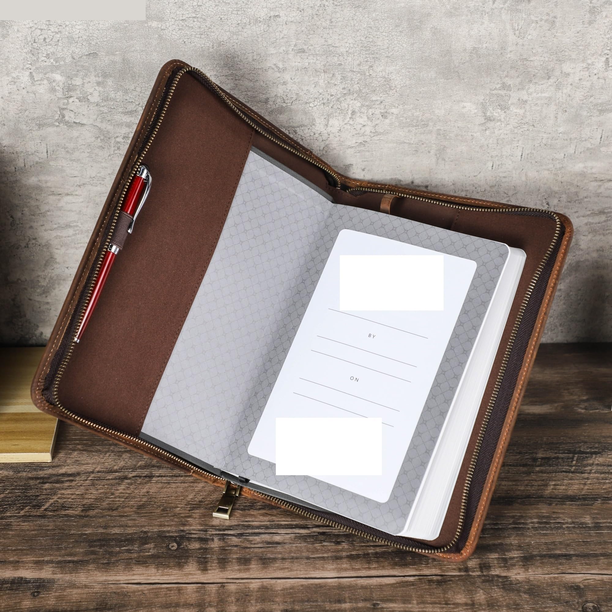 Skórzana okładka książki ze skóry bydlęcej etui na Biblię notatnik teczka podróżna z uchwytem na długopis kieszonka na telefon pasek na nadgarstek koperta kopertówka