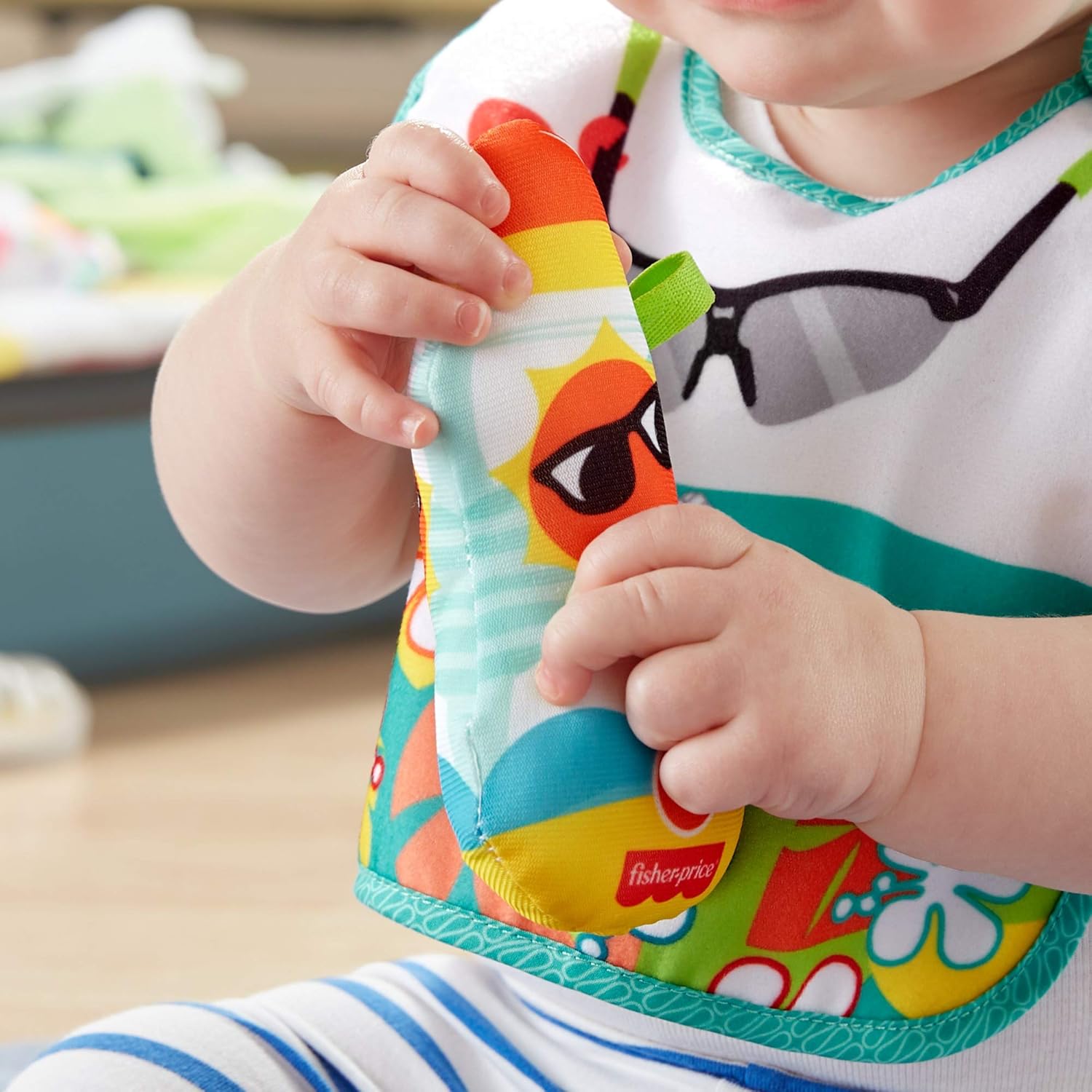 Fisher-Price Tiny Tourist Gift Set, 4 travel-themed baby toys for take-along play : Baby