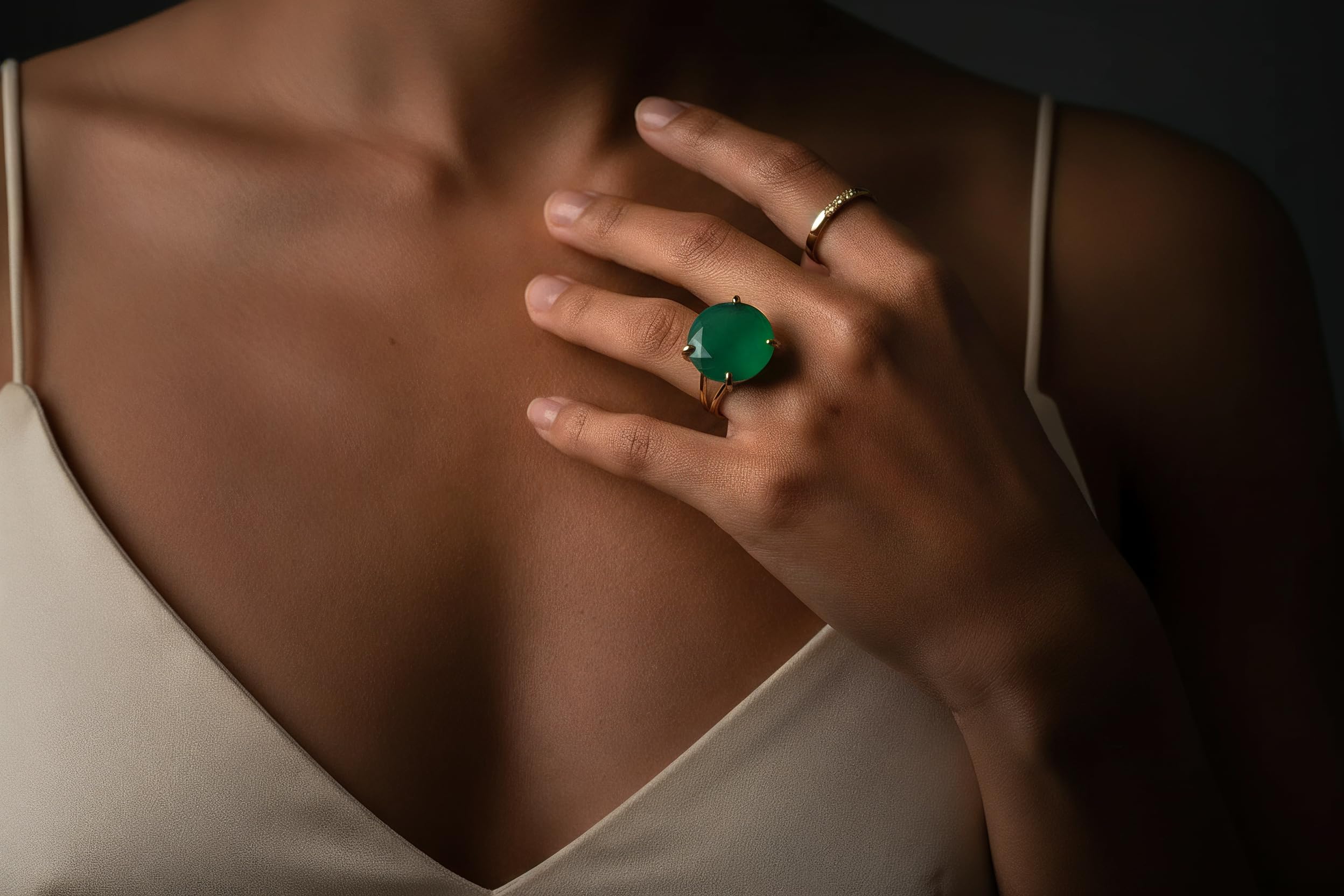 Anillos Personalizados de Piedras Preciosas para Mujer - Onix Verde en Plata de Ley 925 Banda Doble - Anillos Personalizados Hechos a Mano - Caja de Joyas Gratis y Grabado Personalizado Disponible