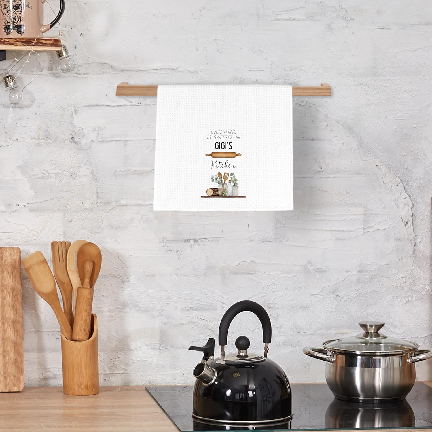 Gigi Gifts Kitchen Dish Towels 16x24 Inch, Best Grandma Gifts for Christmas from Grandkids, Grandmother Gift, Everything is Sweeter in Gigi's Kitchen Decorative Hand Towel Tea Towels - Image 3